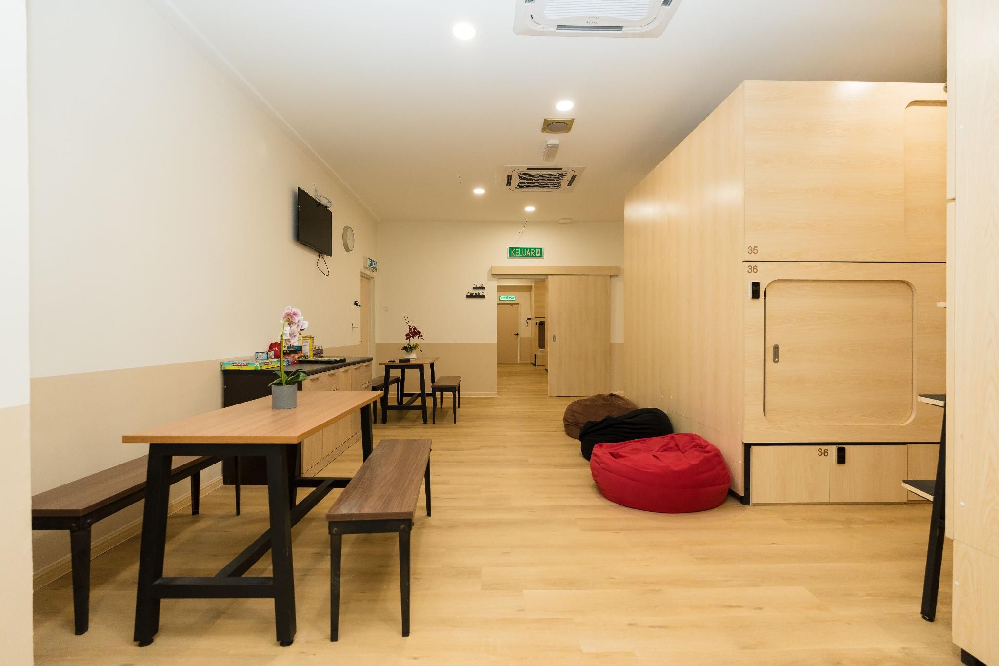 79bcb3b943447289ac3b45a40b60688a