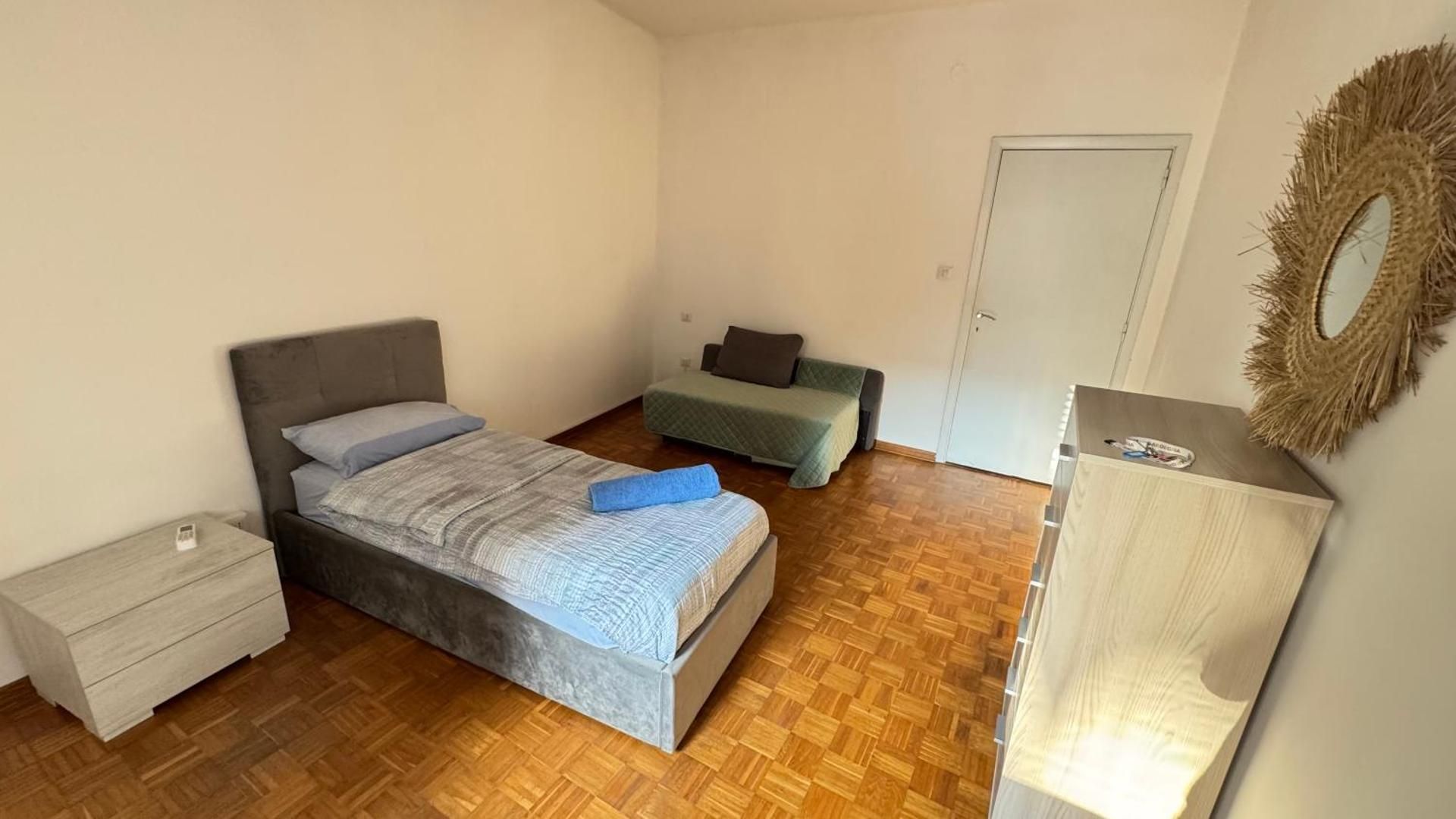 Standard Single Room with Shared Bathroom