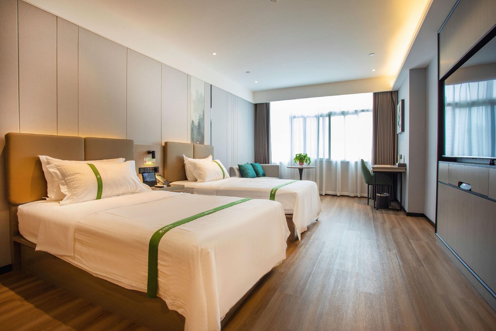 Twin Room with View