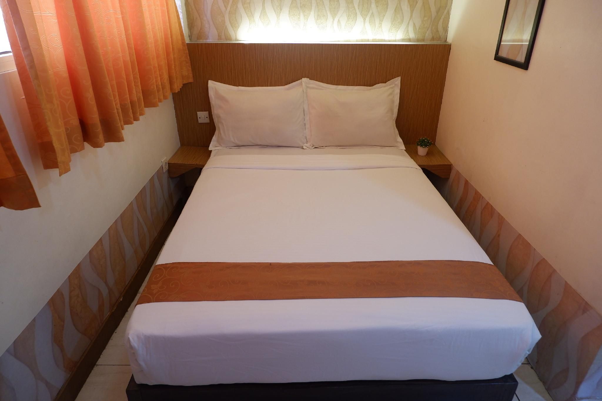 Votel Hotel DePratnya Kediri King Superior 2