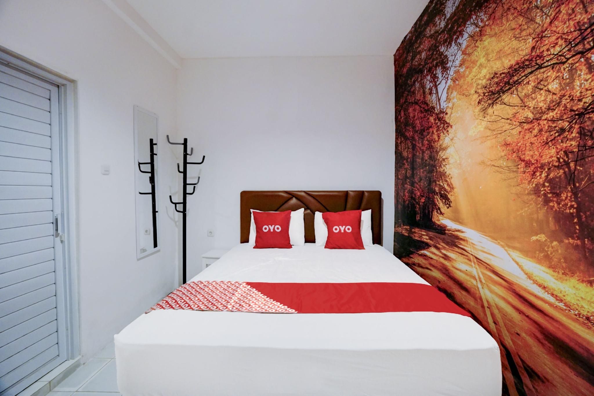 Hotel O Nawangwulan Standard Double