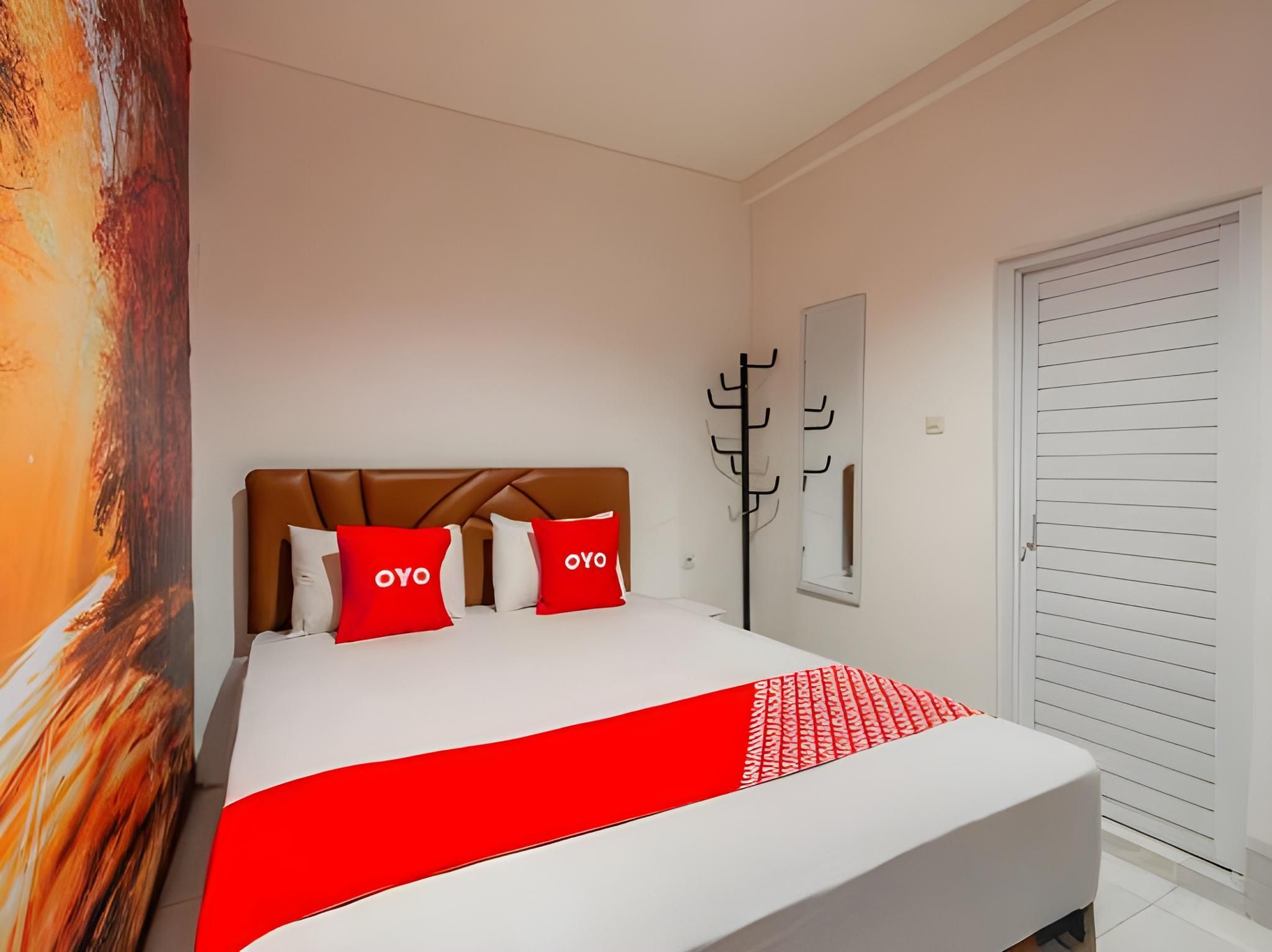 Hotel O Nawangwulan Standard Double 2