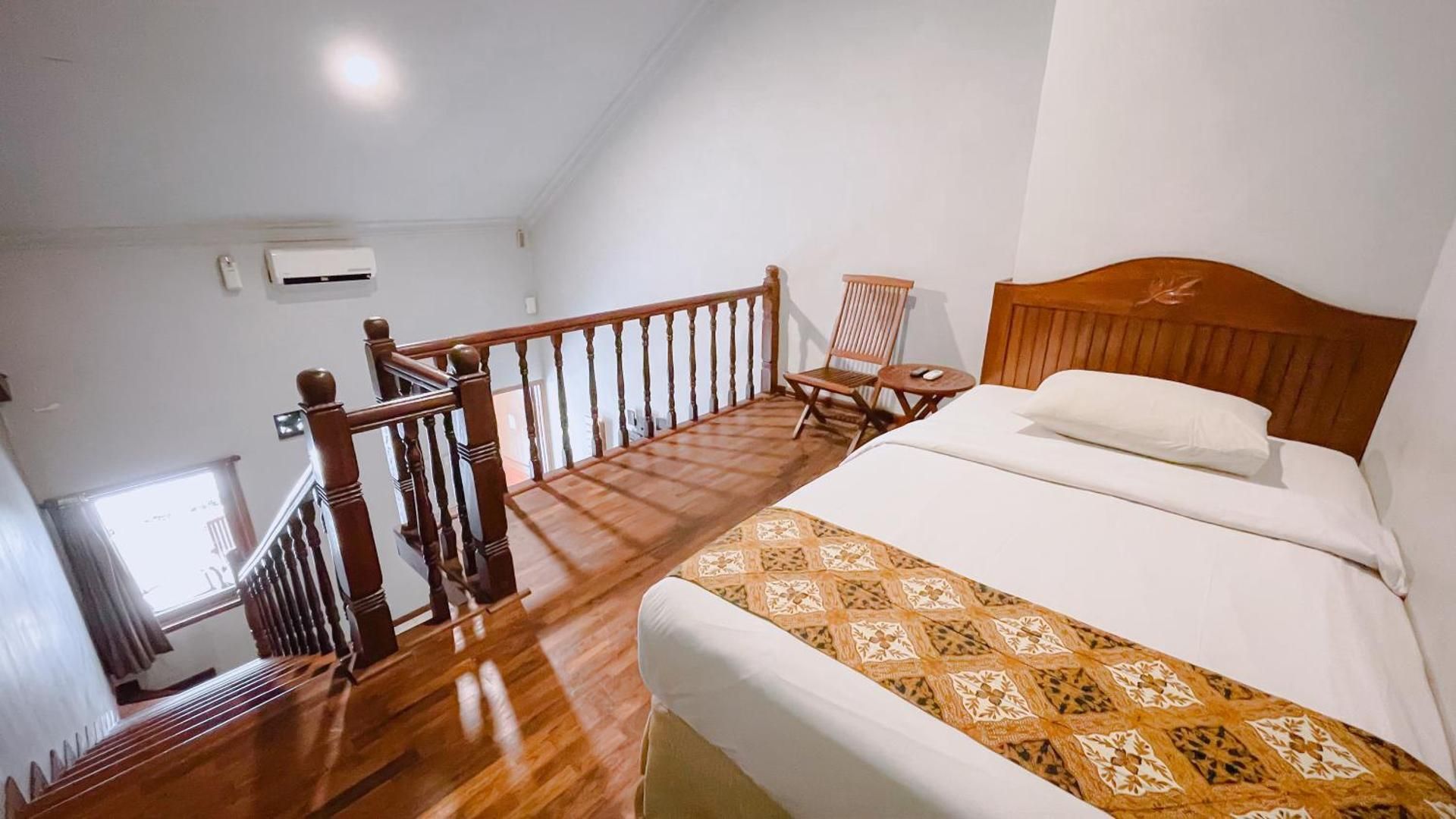 Triple Room with Terrace