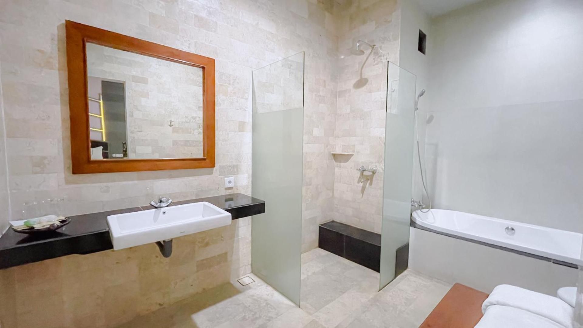 Bukit Daun Hotel & Resort  Deluxe Double or Twin Room with Pool Access 2