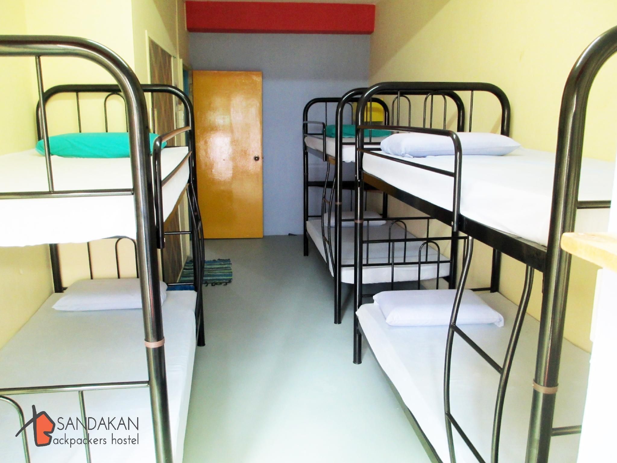 Mixed Dormitory Room Bunk Bed