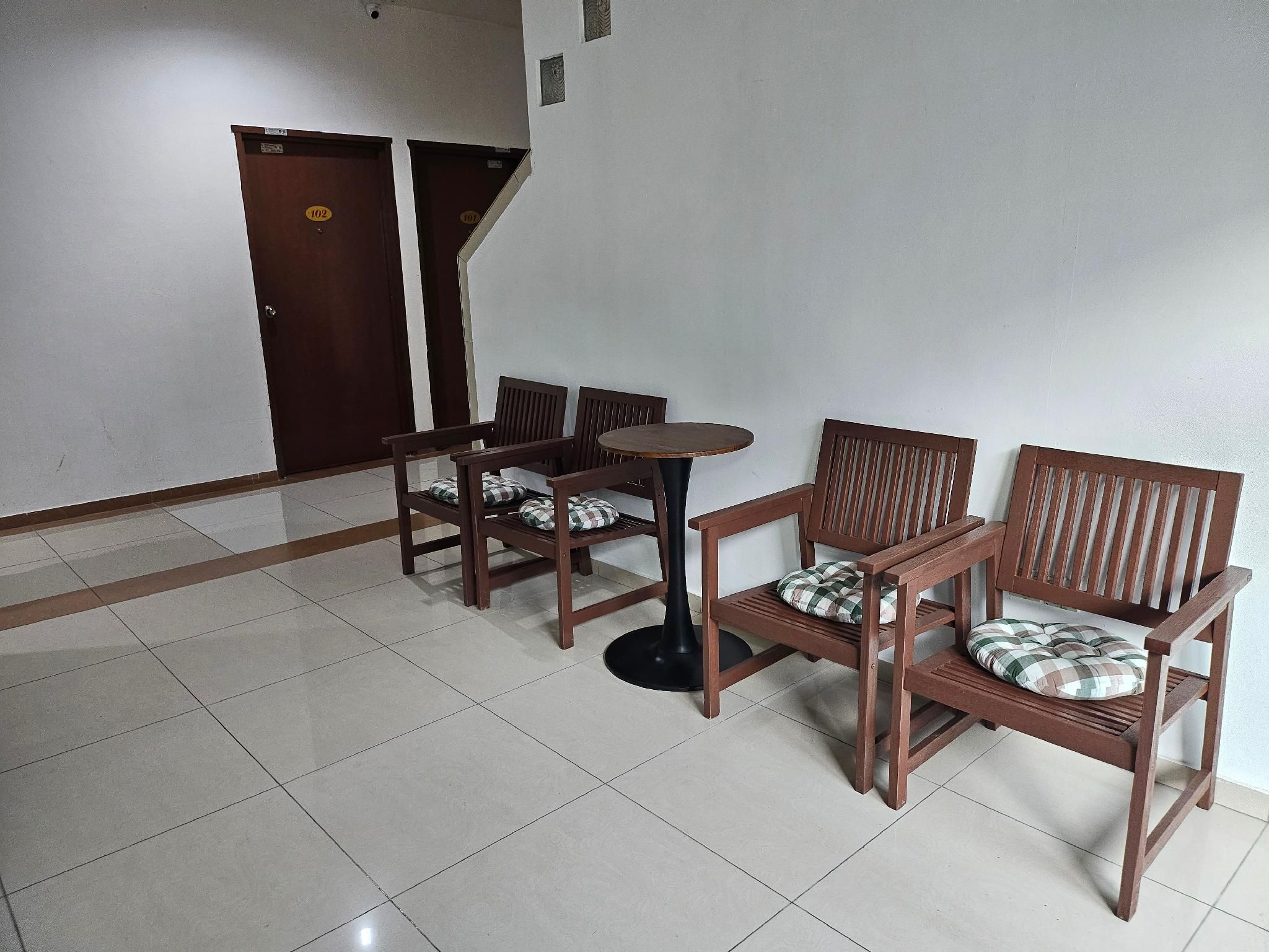 aba174838babb4914e9b7883bde4b307