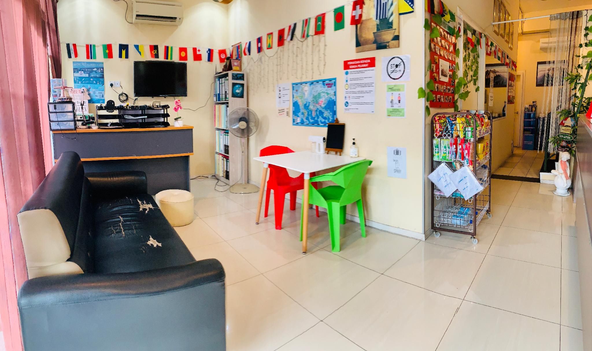 383acad65f440354ee8dd2a2a2612932