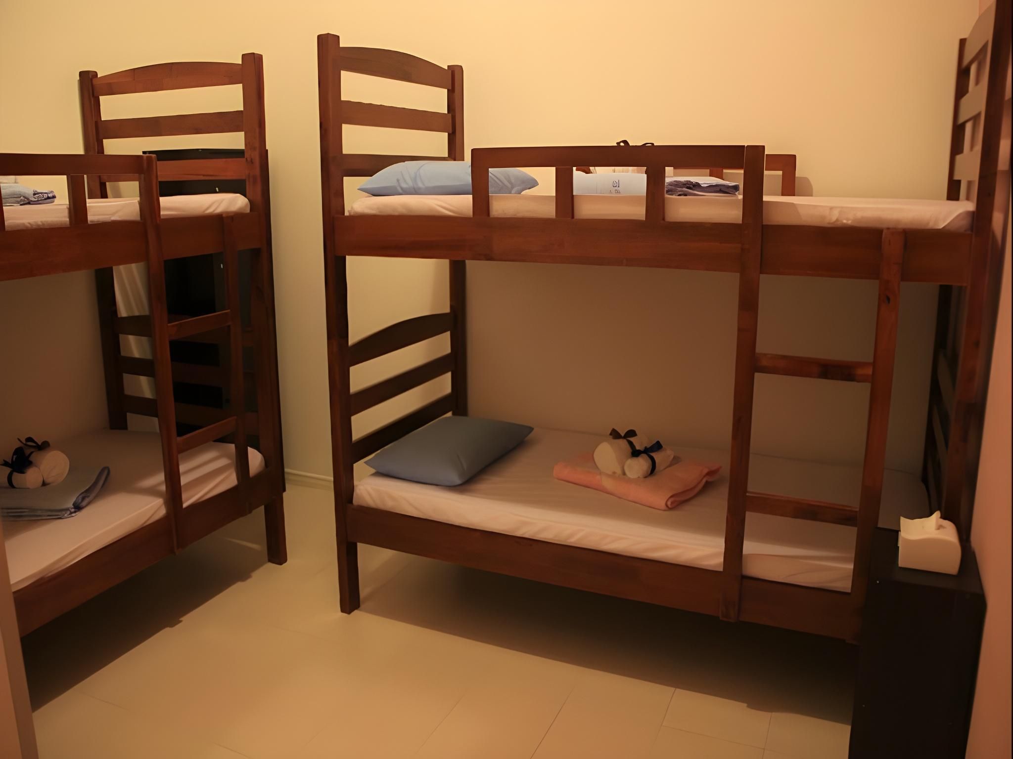 Prima B & B Hostel Quadruple Room with Shared Bathroom - 4 person 2