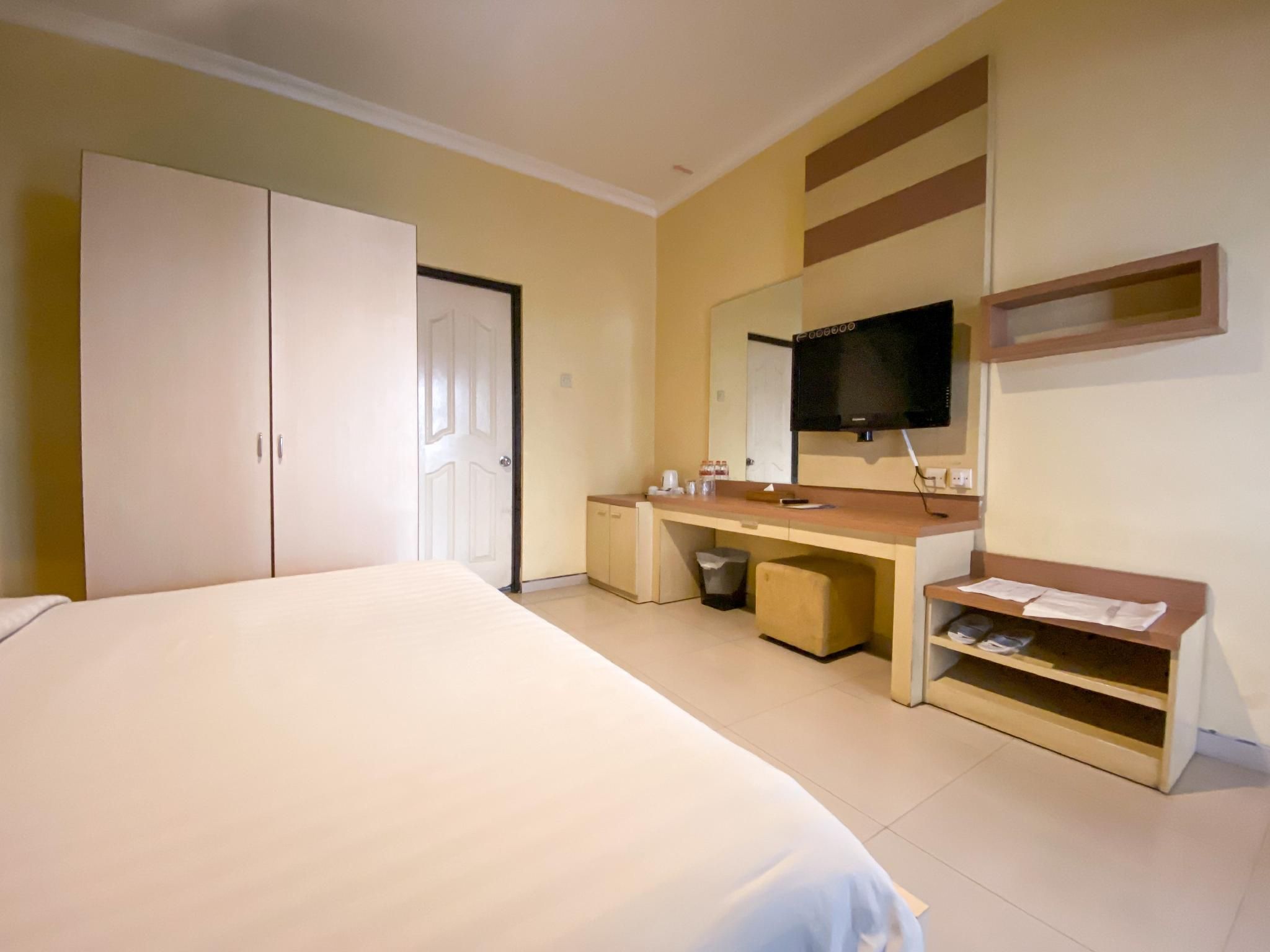 Grand Mansion Hotel Blitar Deluxe 2