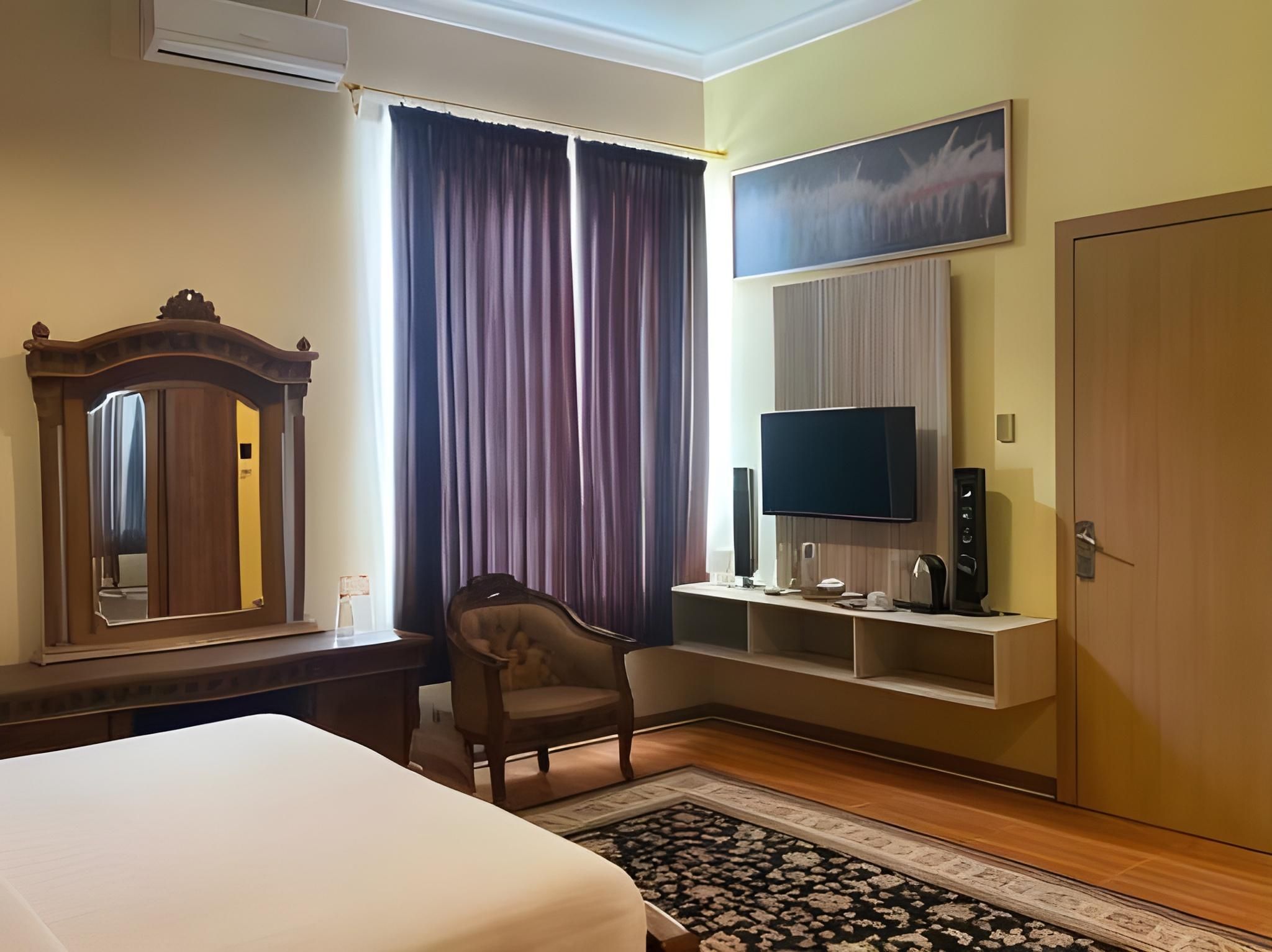 Grand Mansion Hotel Blitar Super Deluxe