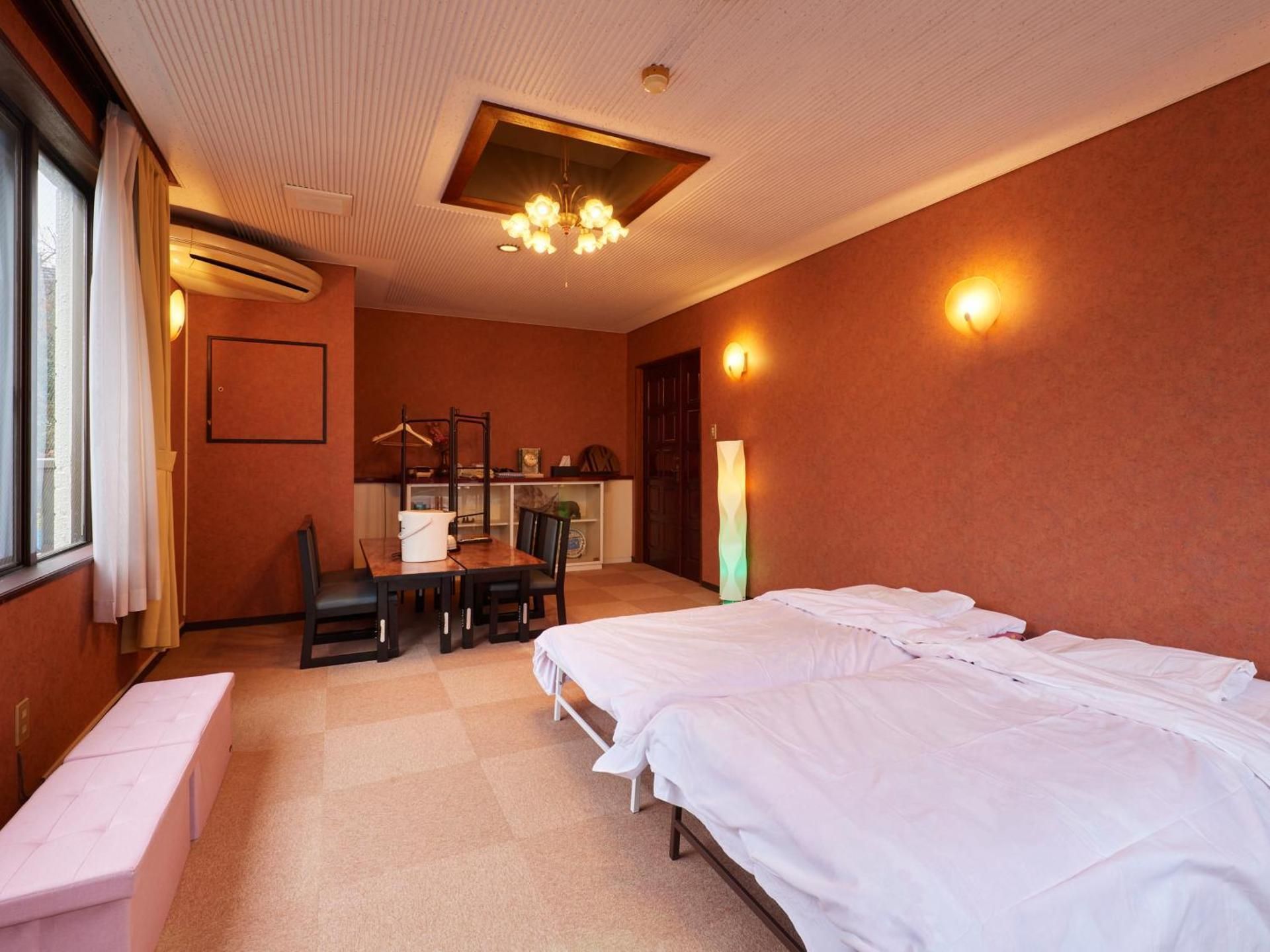 Triple Room with Shared Toilet