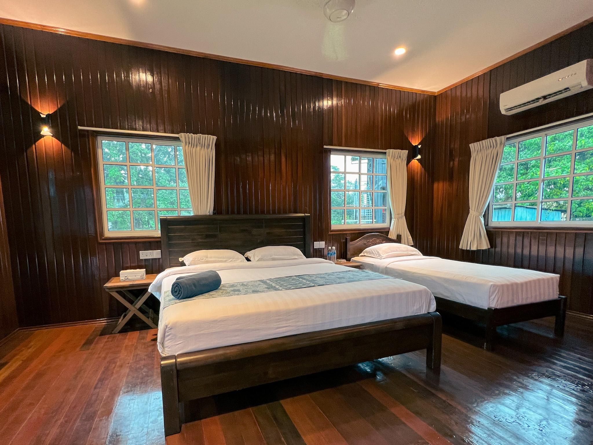 THE BUWAN RESORT SDN BHD Chalet