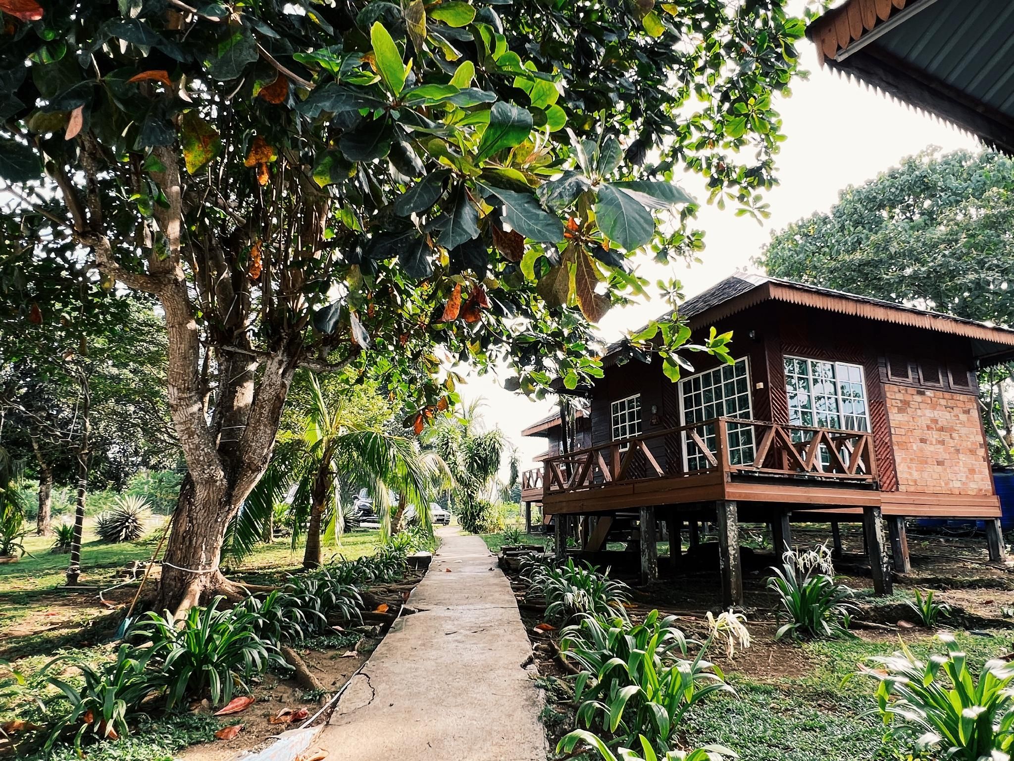 THE BUWAN RESORT SDN BHD