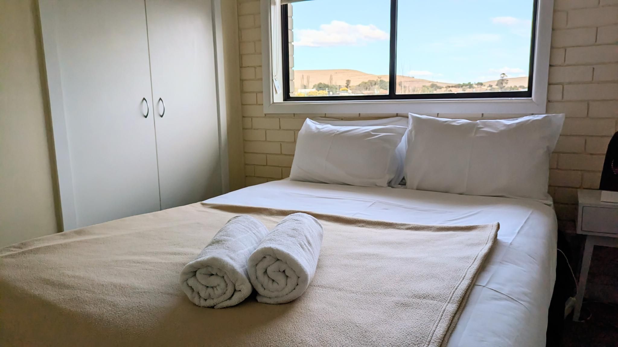 Apartment Three-Bedroom Upstairs