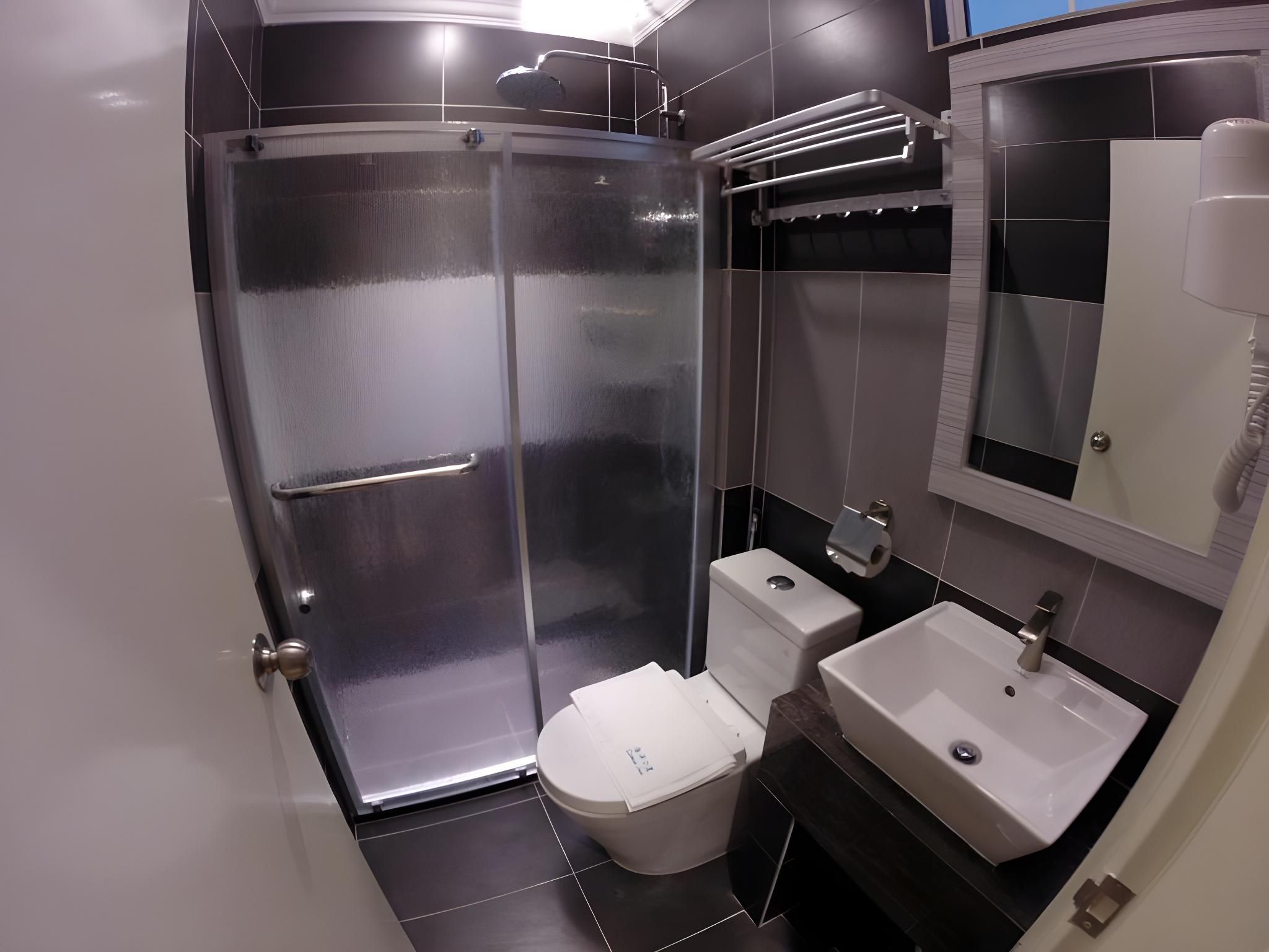 Ocean Inn Sea View Queen 3