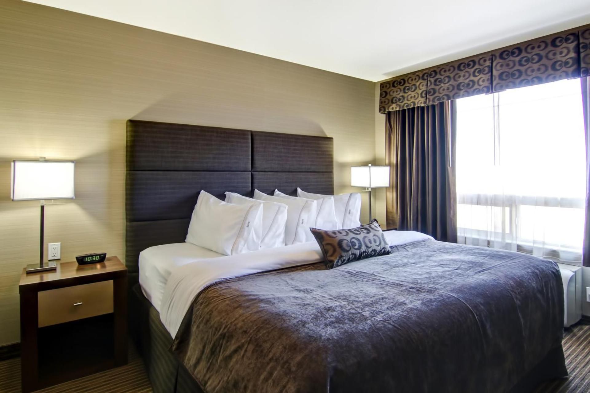 King Suite with Spa Bath