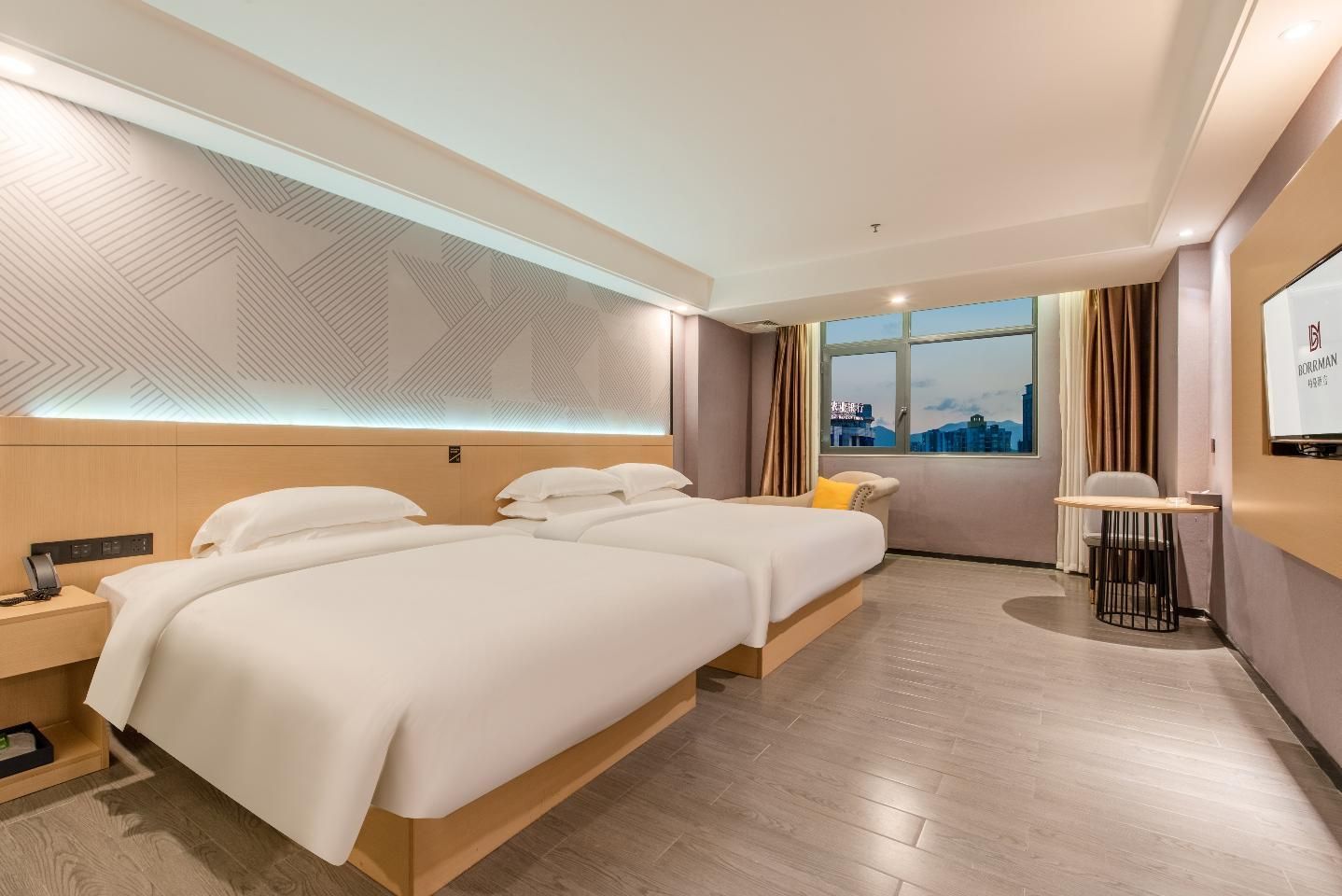 Dossen - Deluxe Family Room