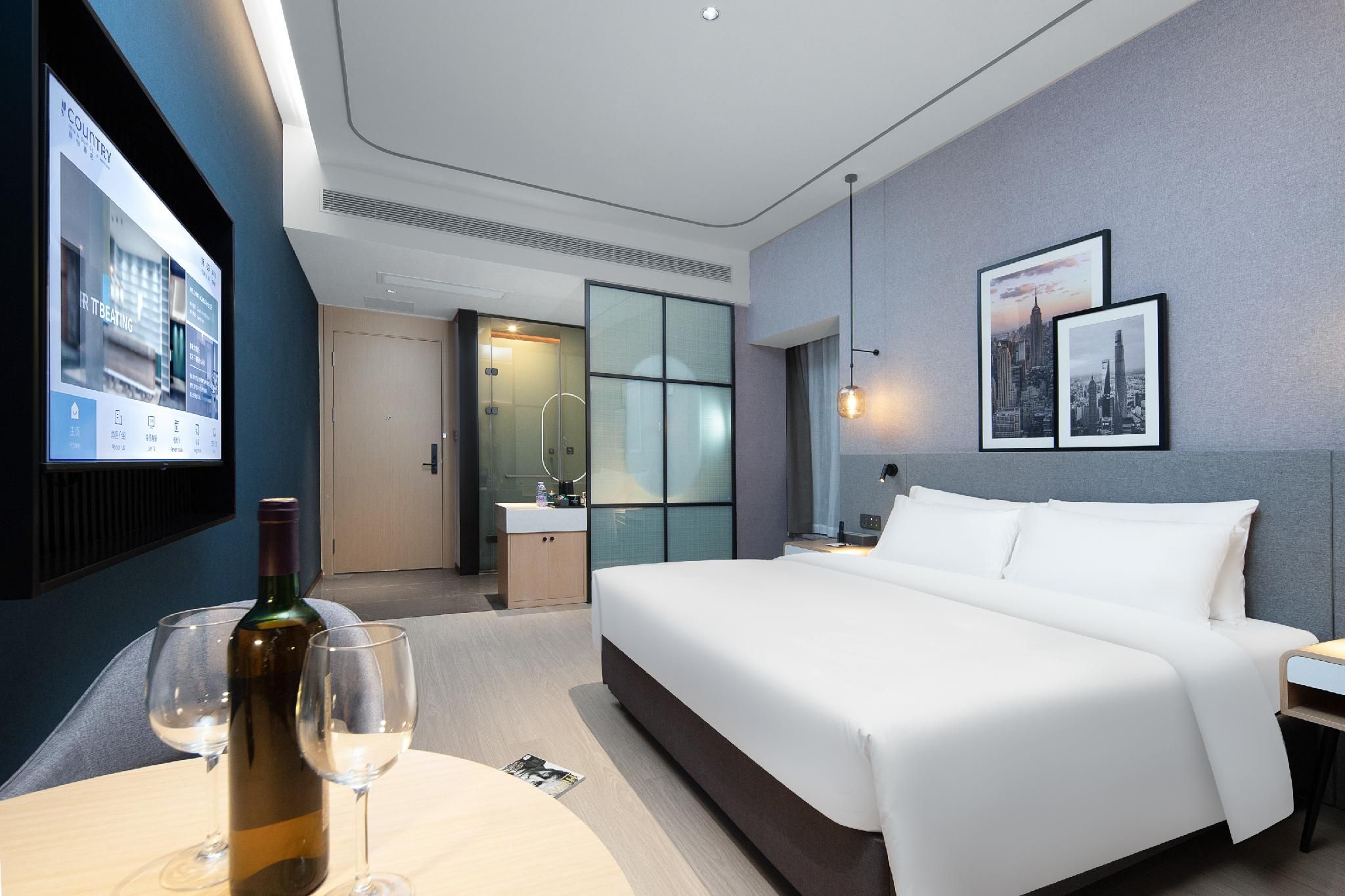 WH - Deluxe Bed Room