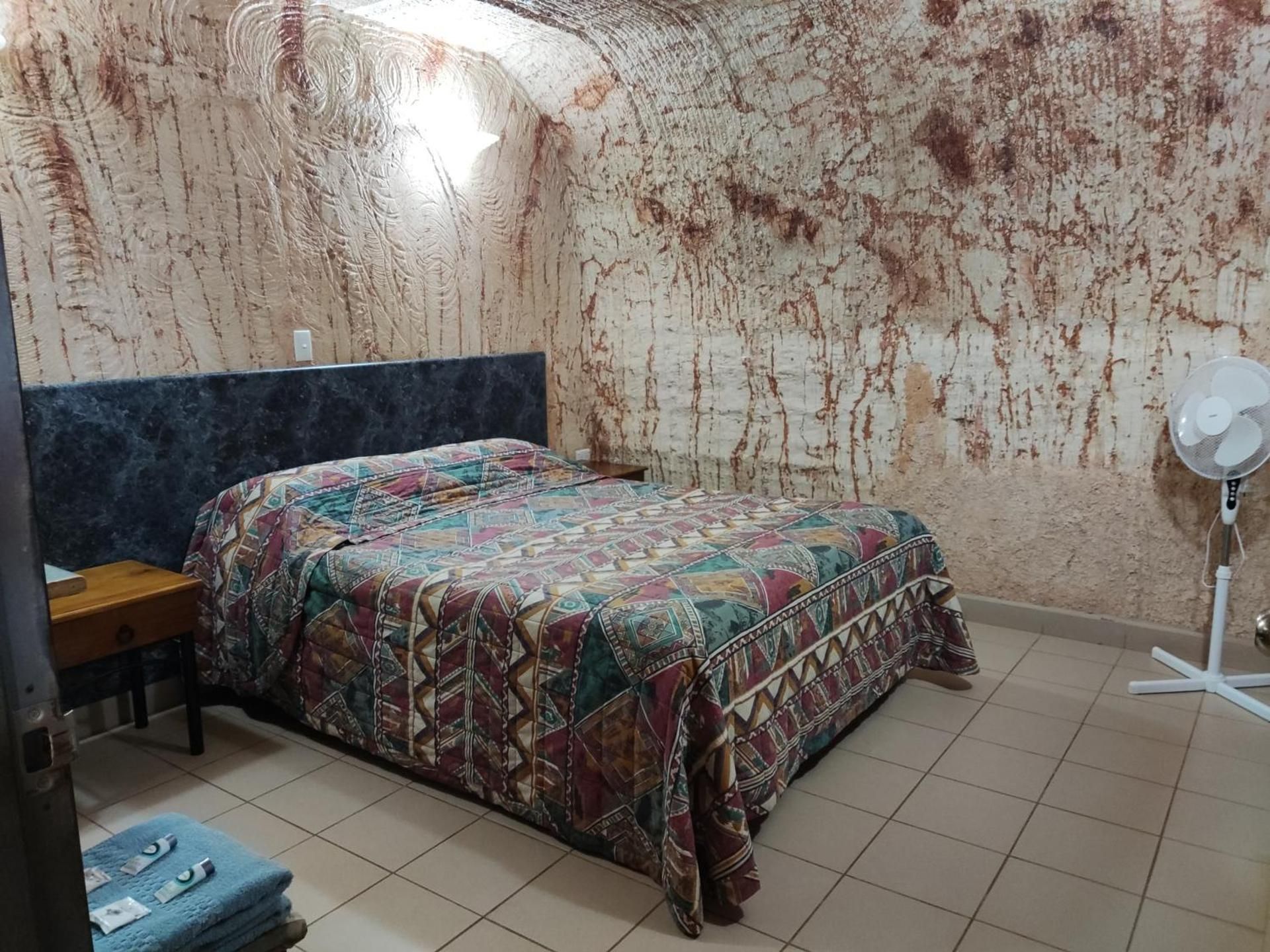 Double Room with Private Bathroom - Underground
