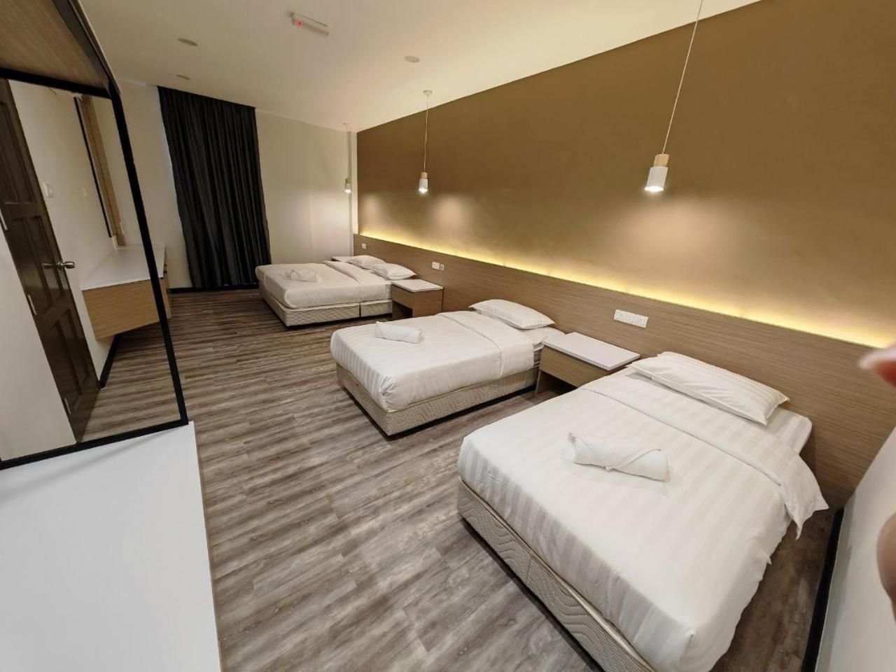 Family Room - 4 People