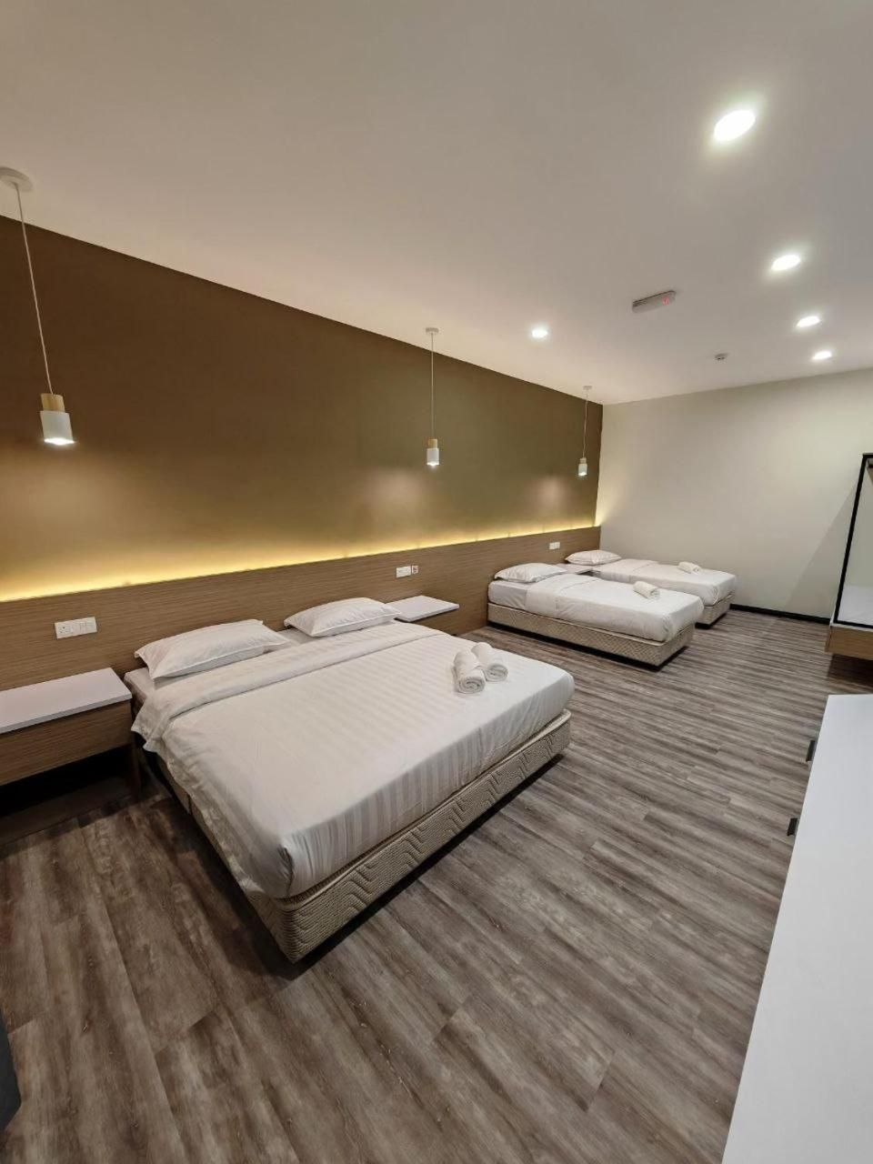 Family Room - 4 People