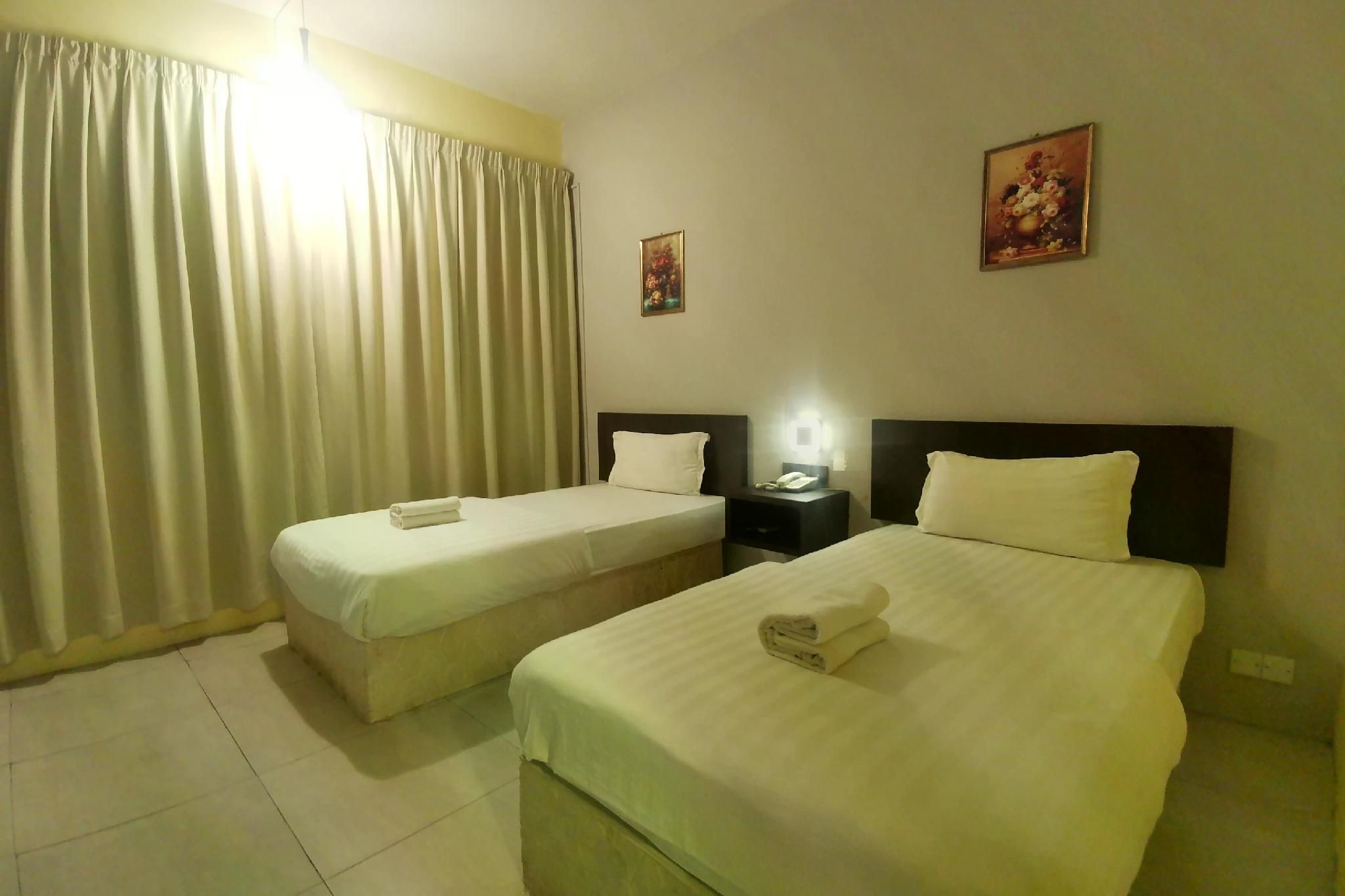 Deluxe Twin Room