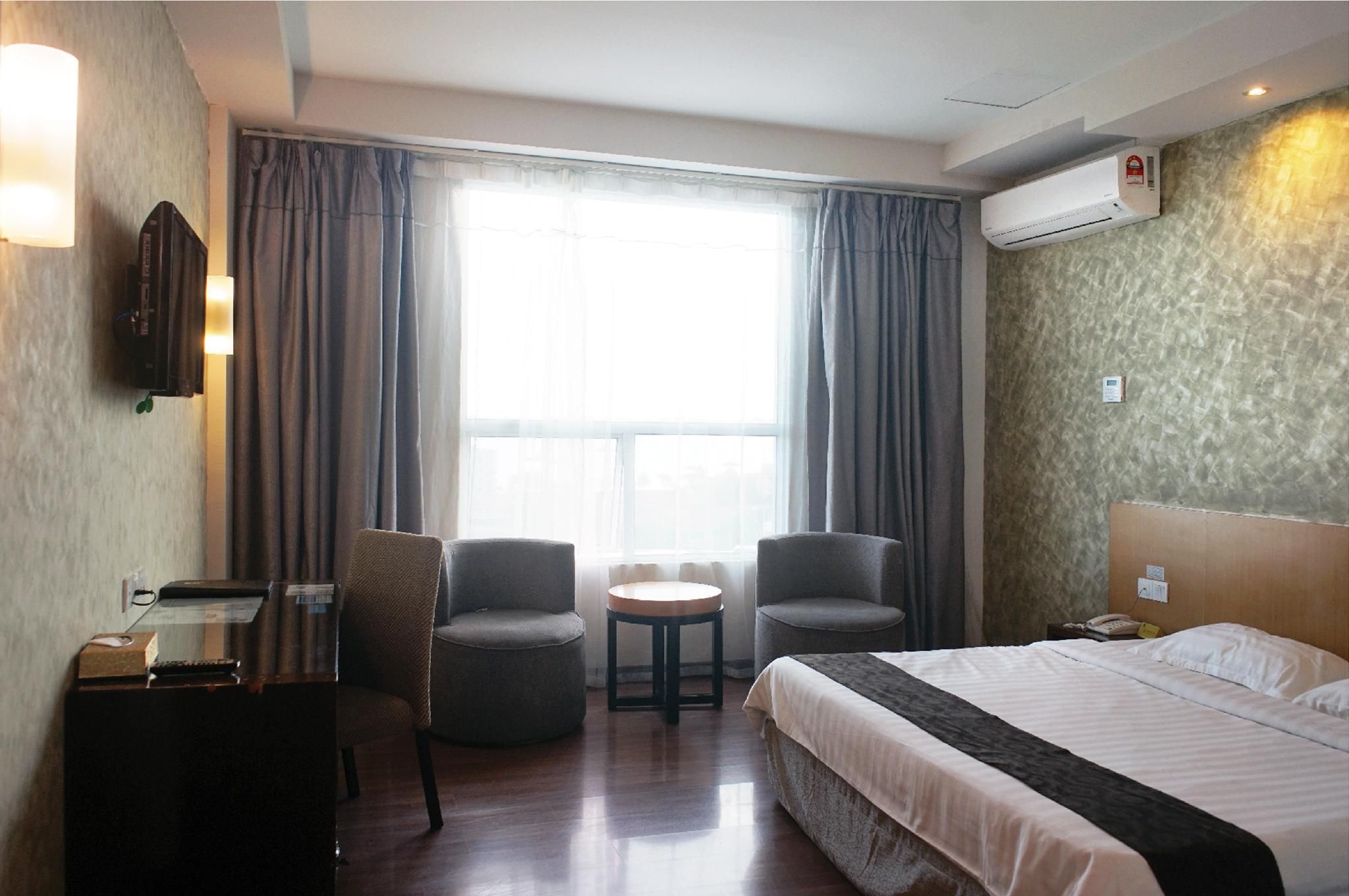 Premier Deluxe Ocean View Double Room