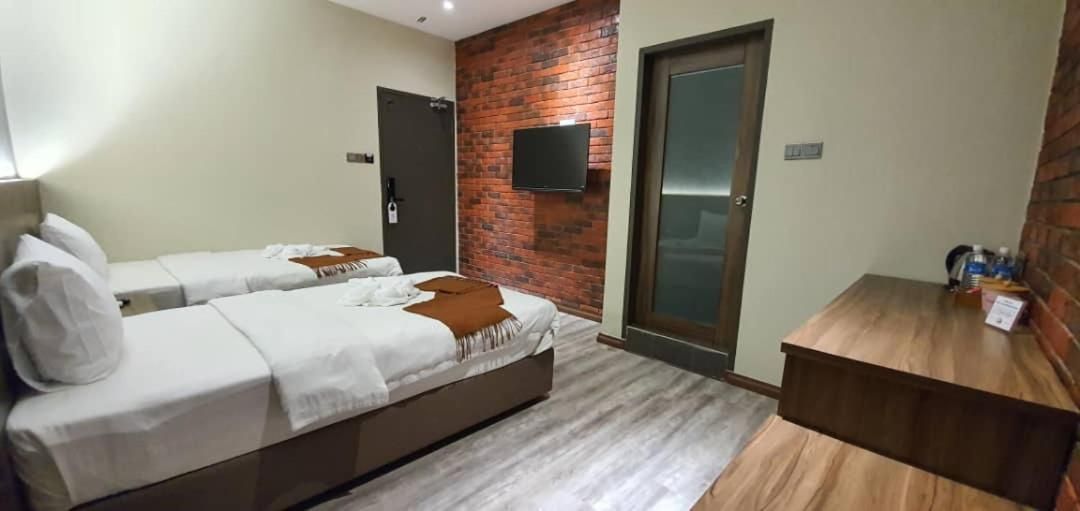 VISTA HOTEL Cozy Twin Non Window 2