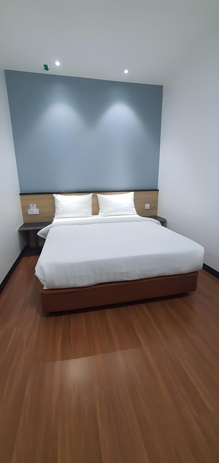 W BOUTIQUE HOTEL Standard Queen Non-Smoking 