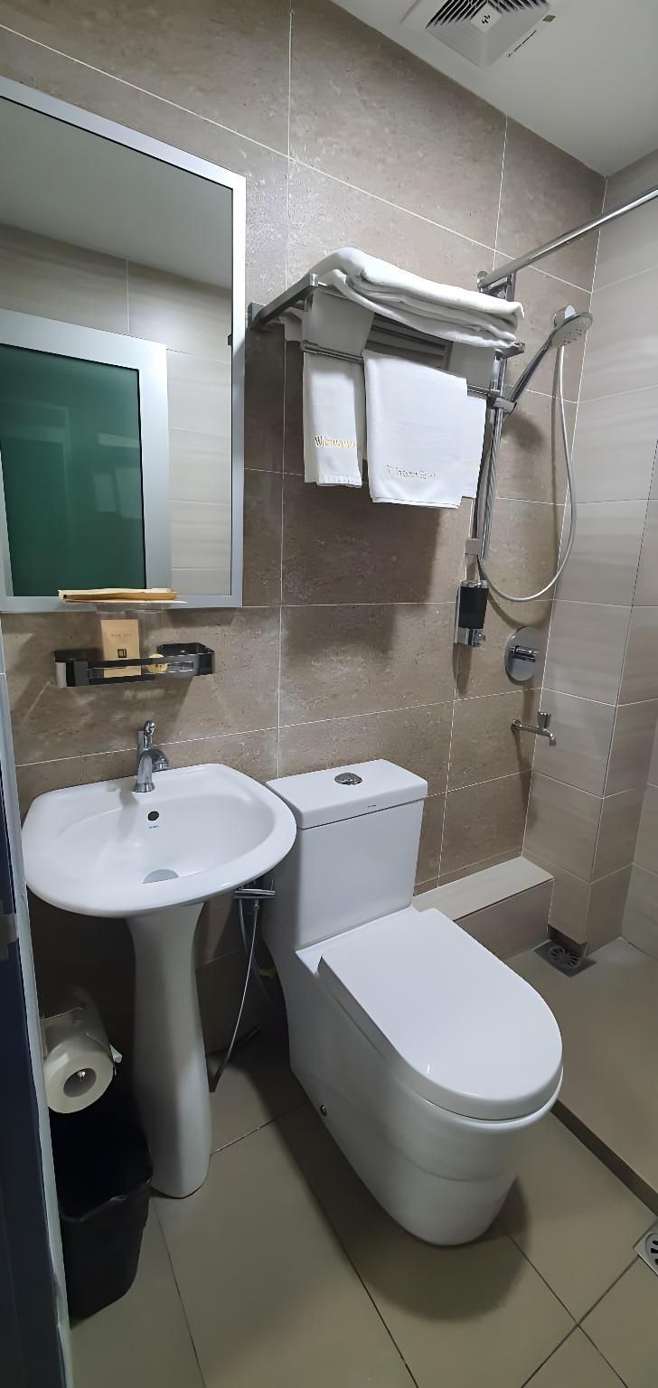 W BOUTIQUE HOTEL Standard Queen Non-Smoking  3