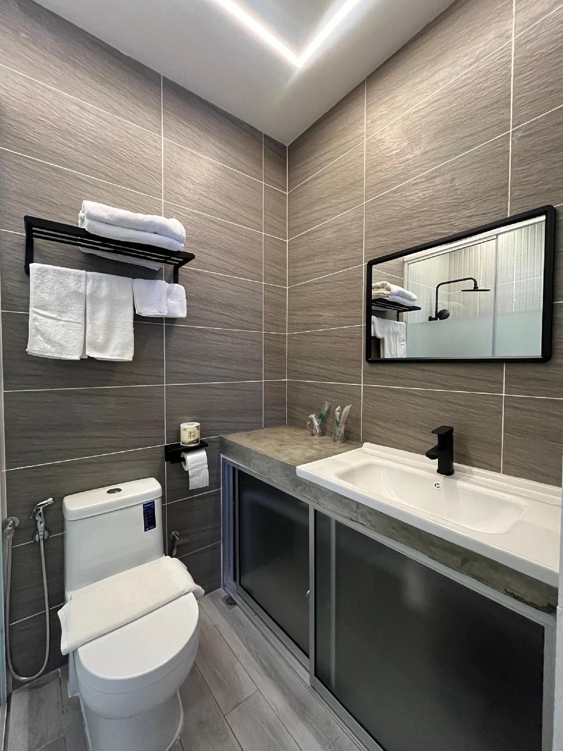 2nd Floor Deluxe Room