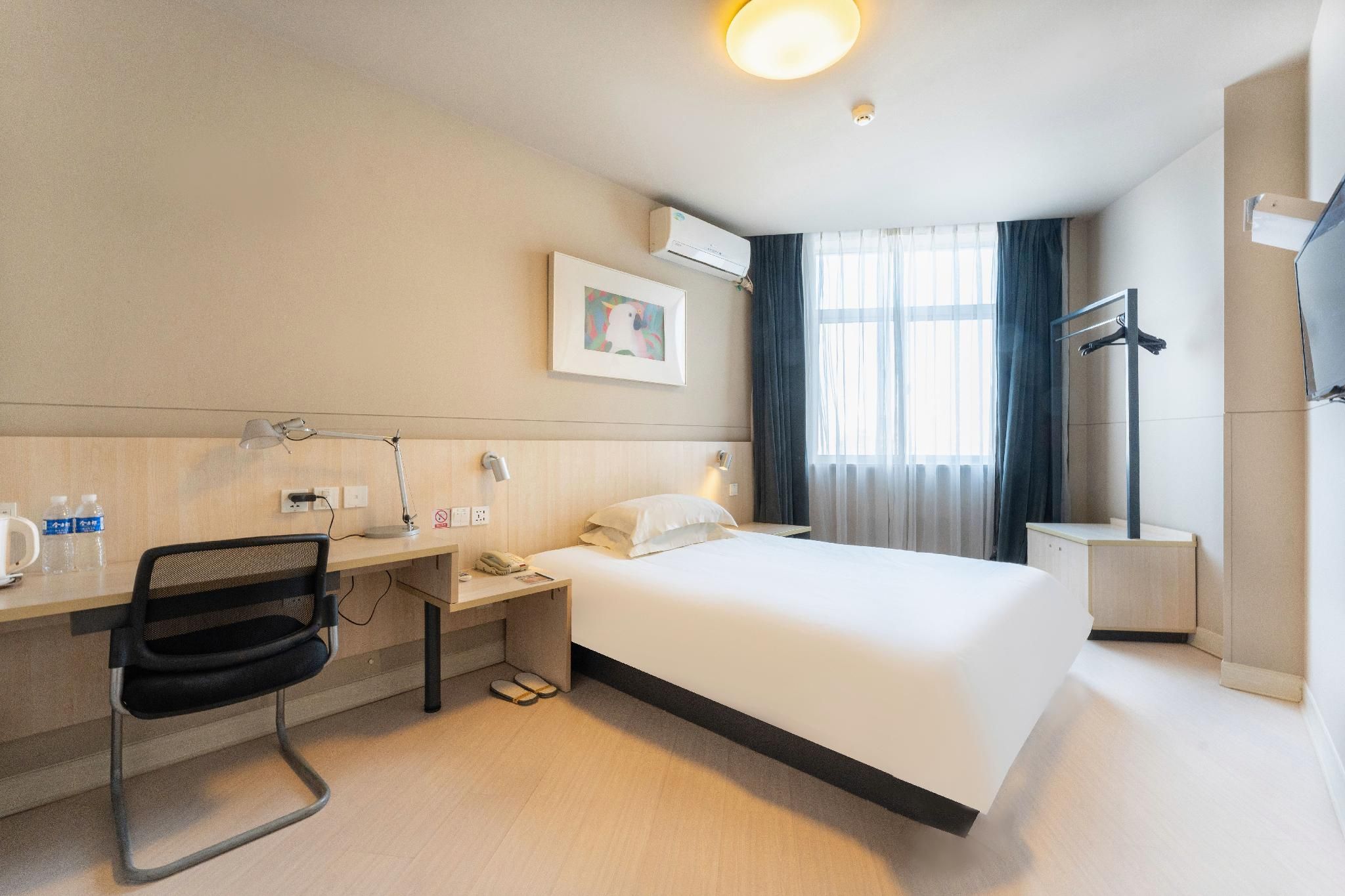 WH - Standard Room