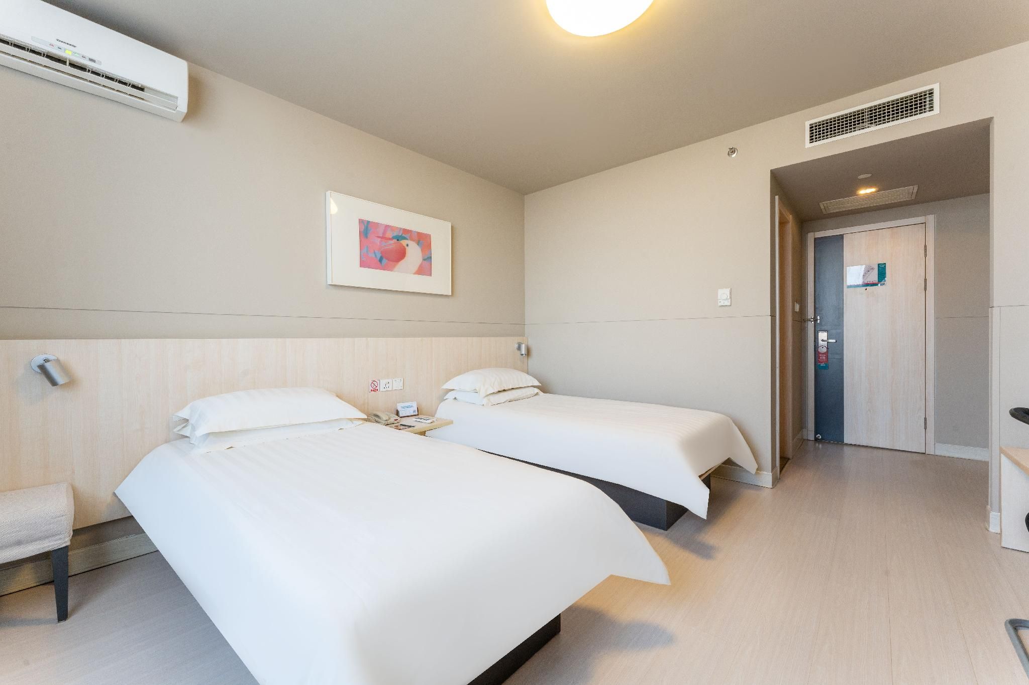 WH - Speical Offer Twin Room
