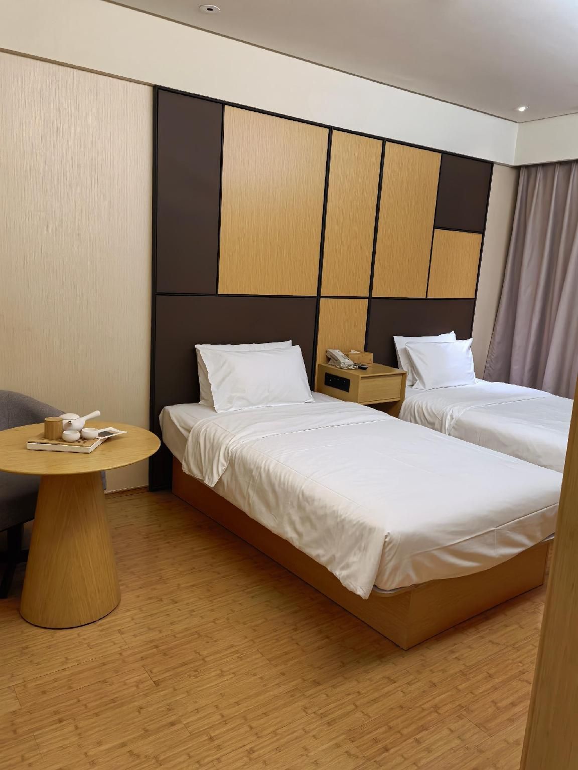 Huazhu - Speical Offer Twin Room