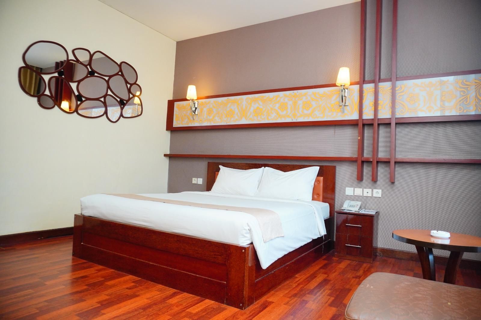 Sutan Raja Hotel & Convention Palu Superior