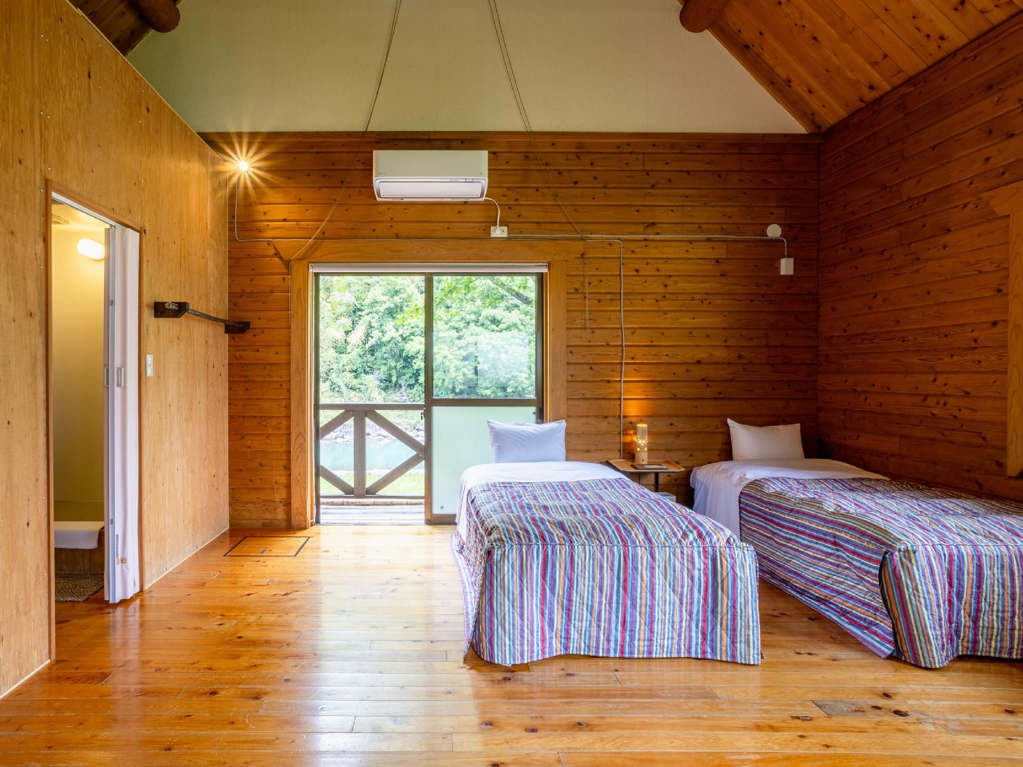 Log House with Private Bathroom - No Pets Allowed