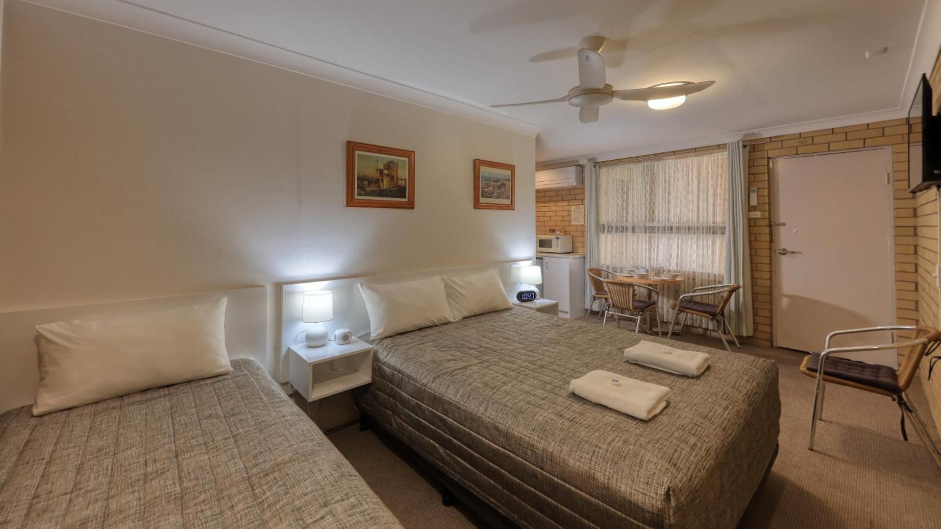 2 Bedroom Family Room for 6 People