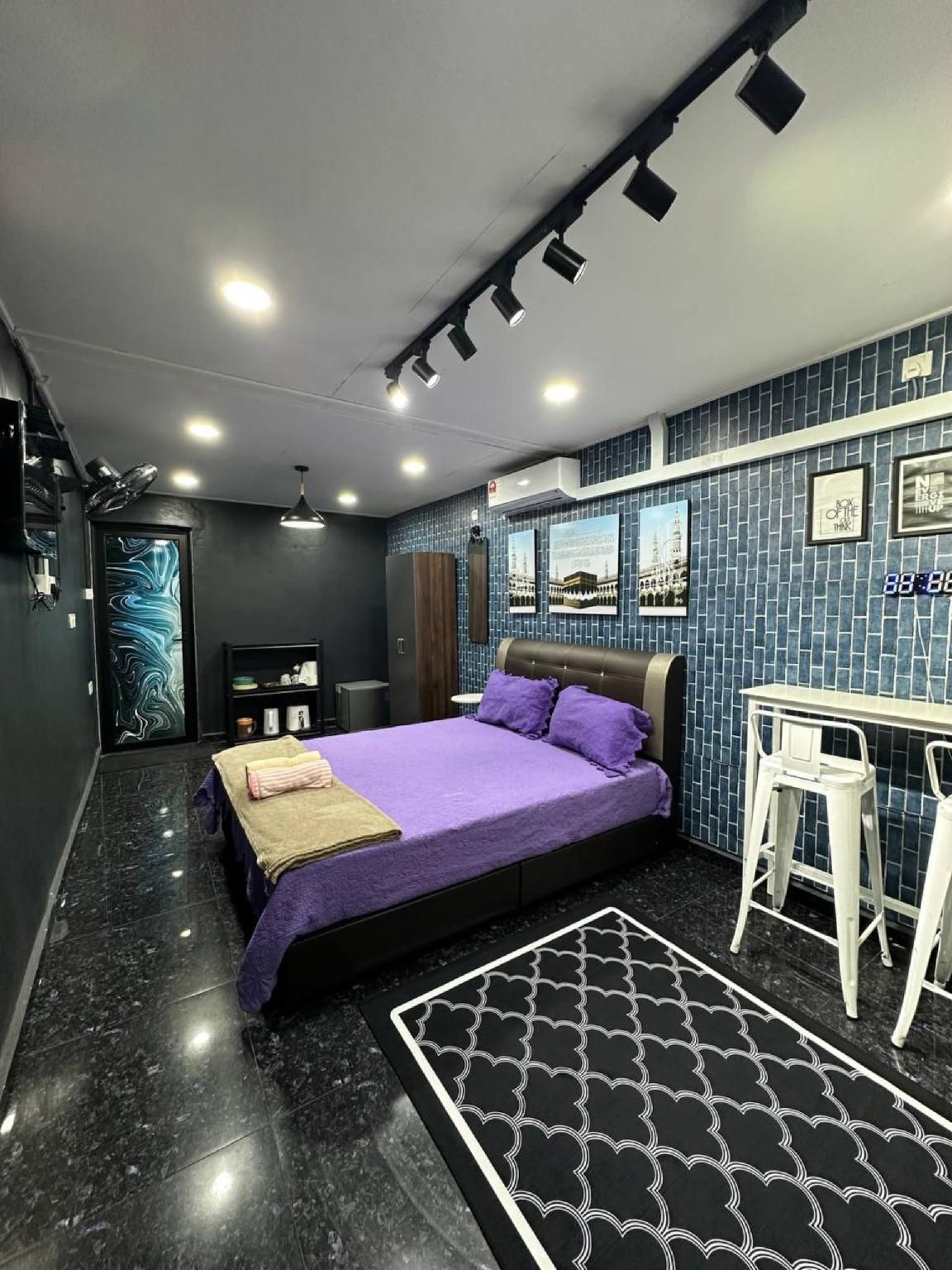 Homestay D'Makmur (STUDIO) Guest House