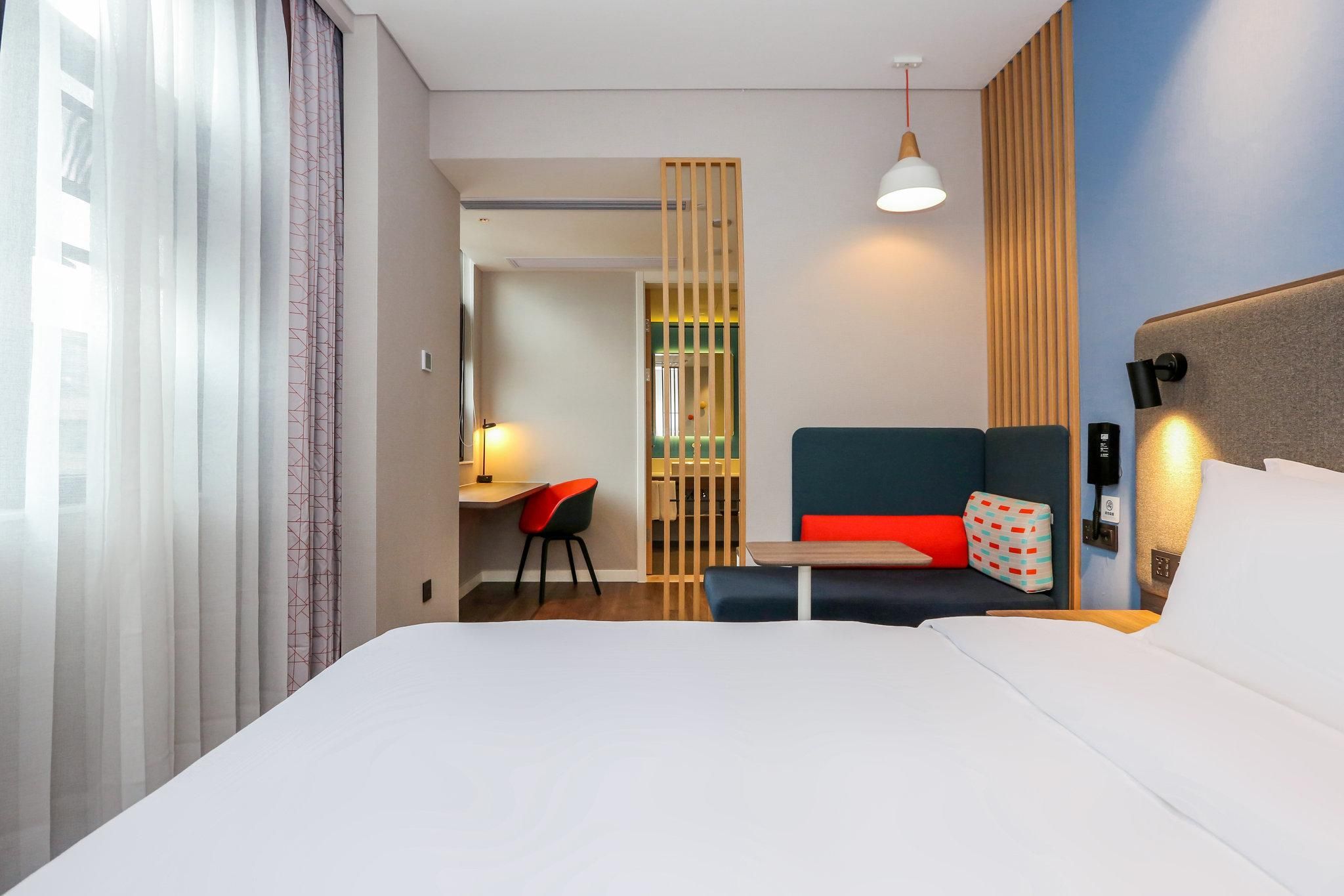 Holiday Inn Express Jingdezhen City Center By IHG Standard Room 2