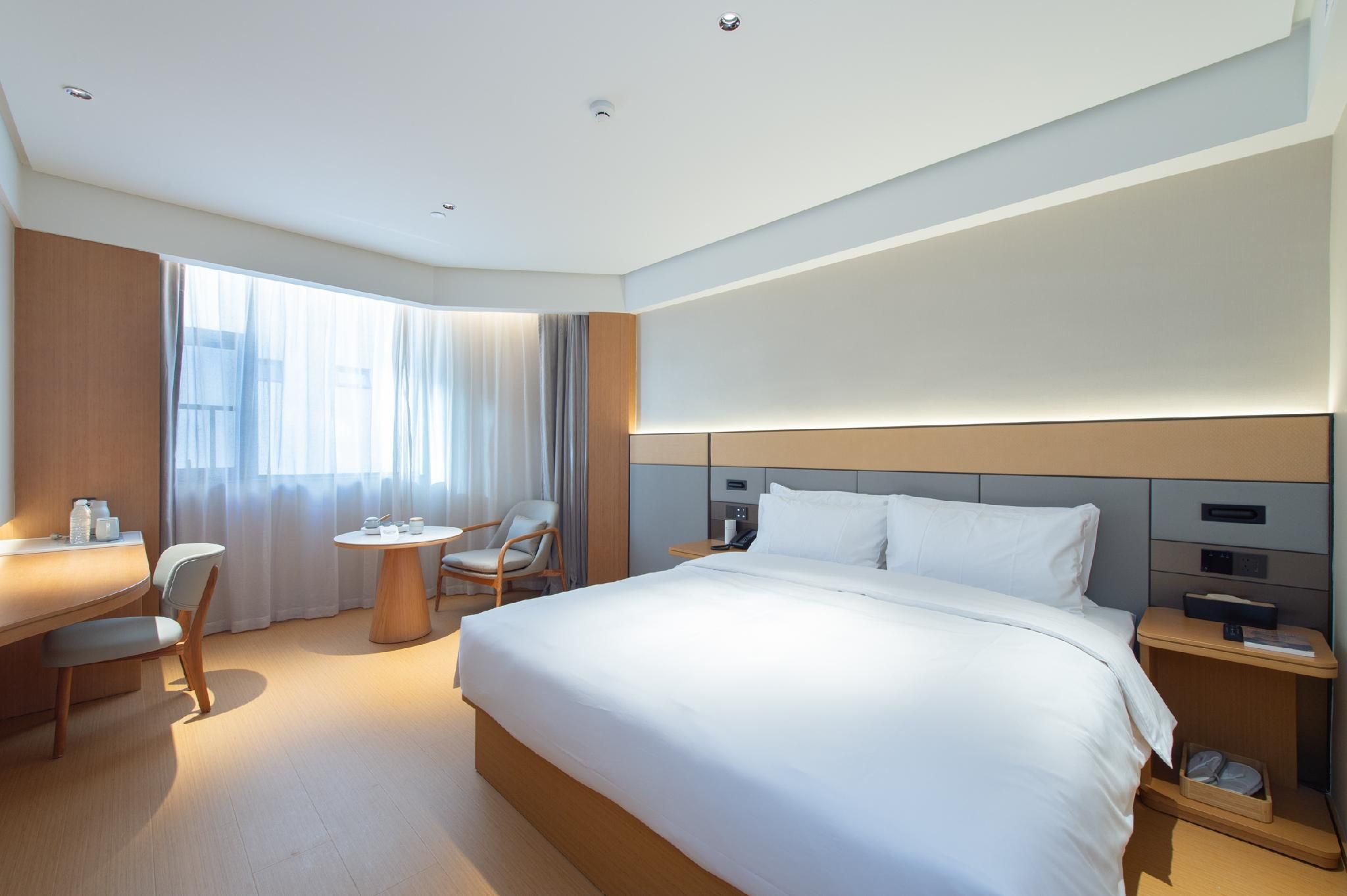 Huazhu - Superior BedRoom
