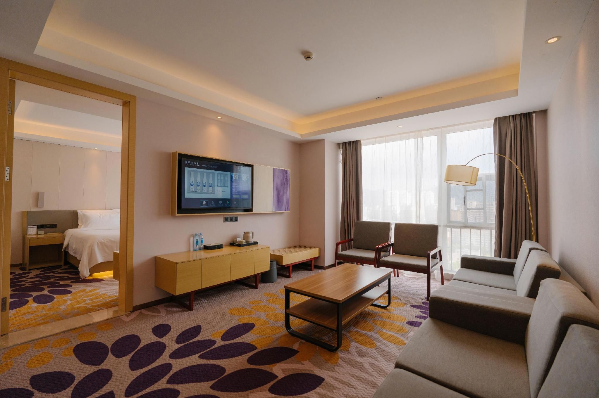 Lavande Hotels Jingdezhen Taoxichuan Creative Square Deluxe Suite 2