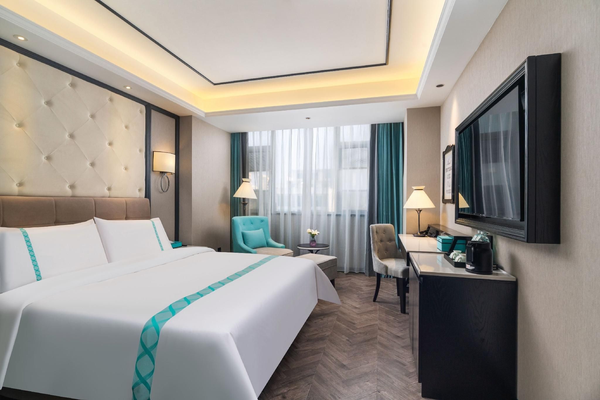 Xana - Deluxe Bed Room