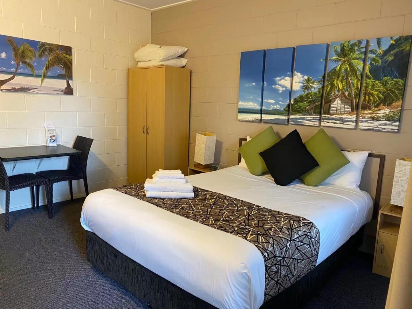 Deluxe Double Room-No Pets Allowed