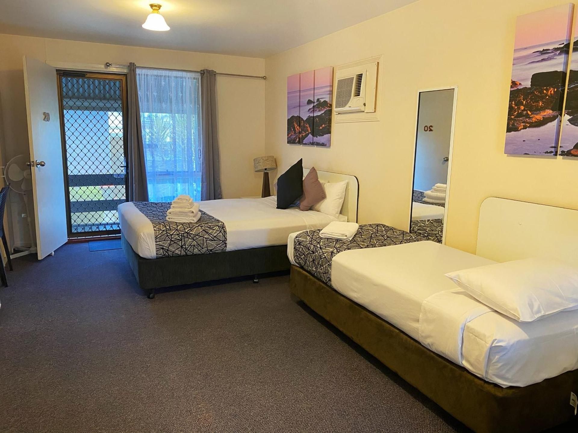 Quadruple Room- No Pets Allowed