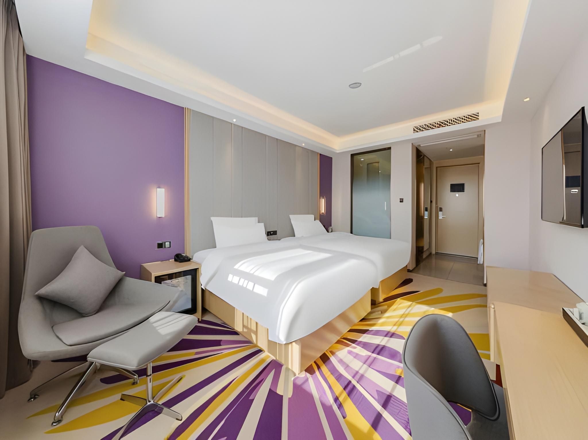 WH - Deluxe Bed Room