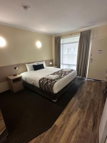 Self Contained Deluxe King Room