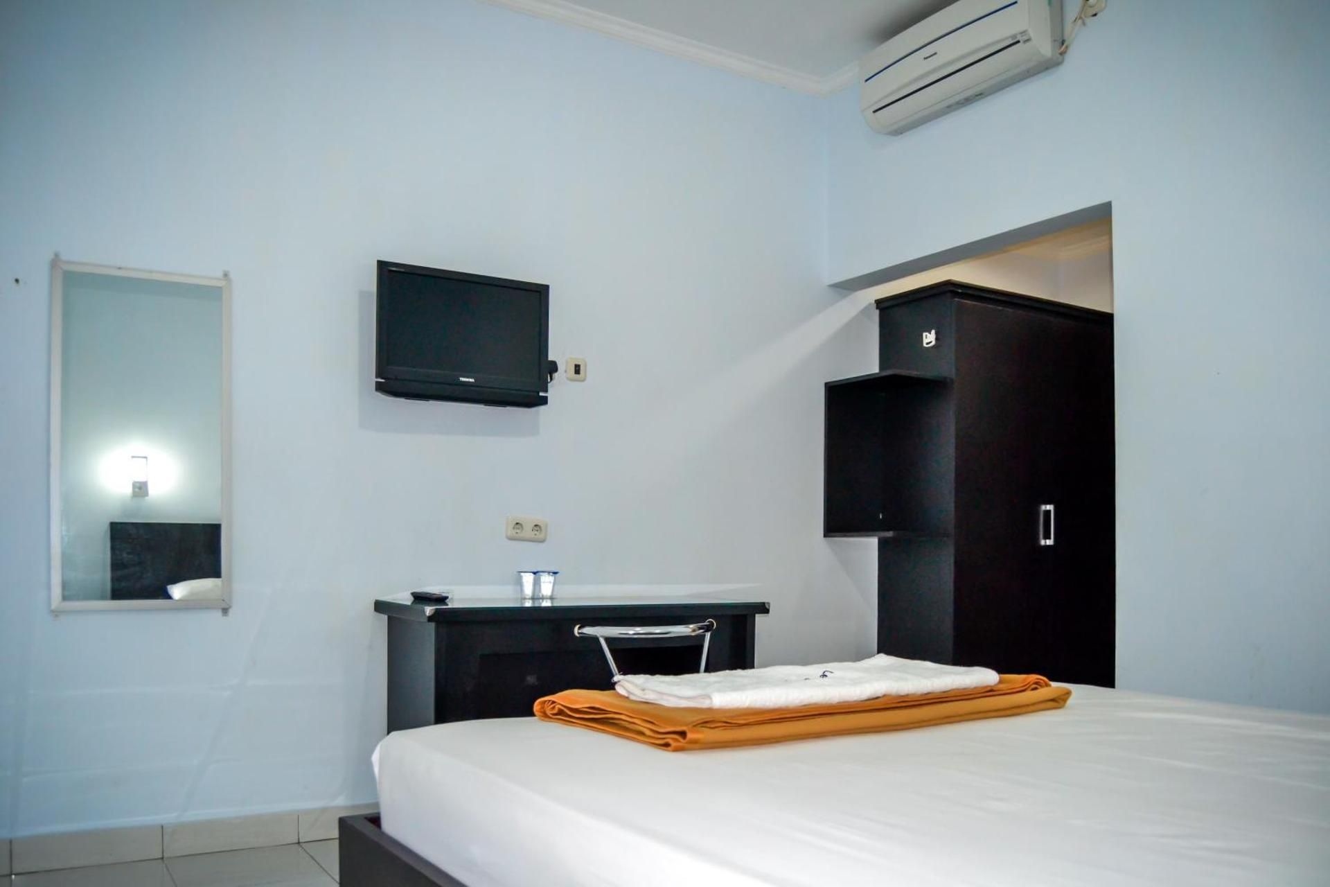 Hotel Ledetadu Deluxe Room (2 Adults + 1 Child) 3