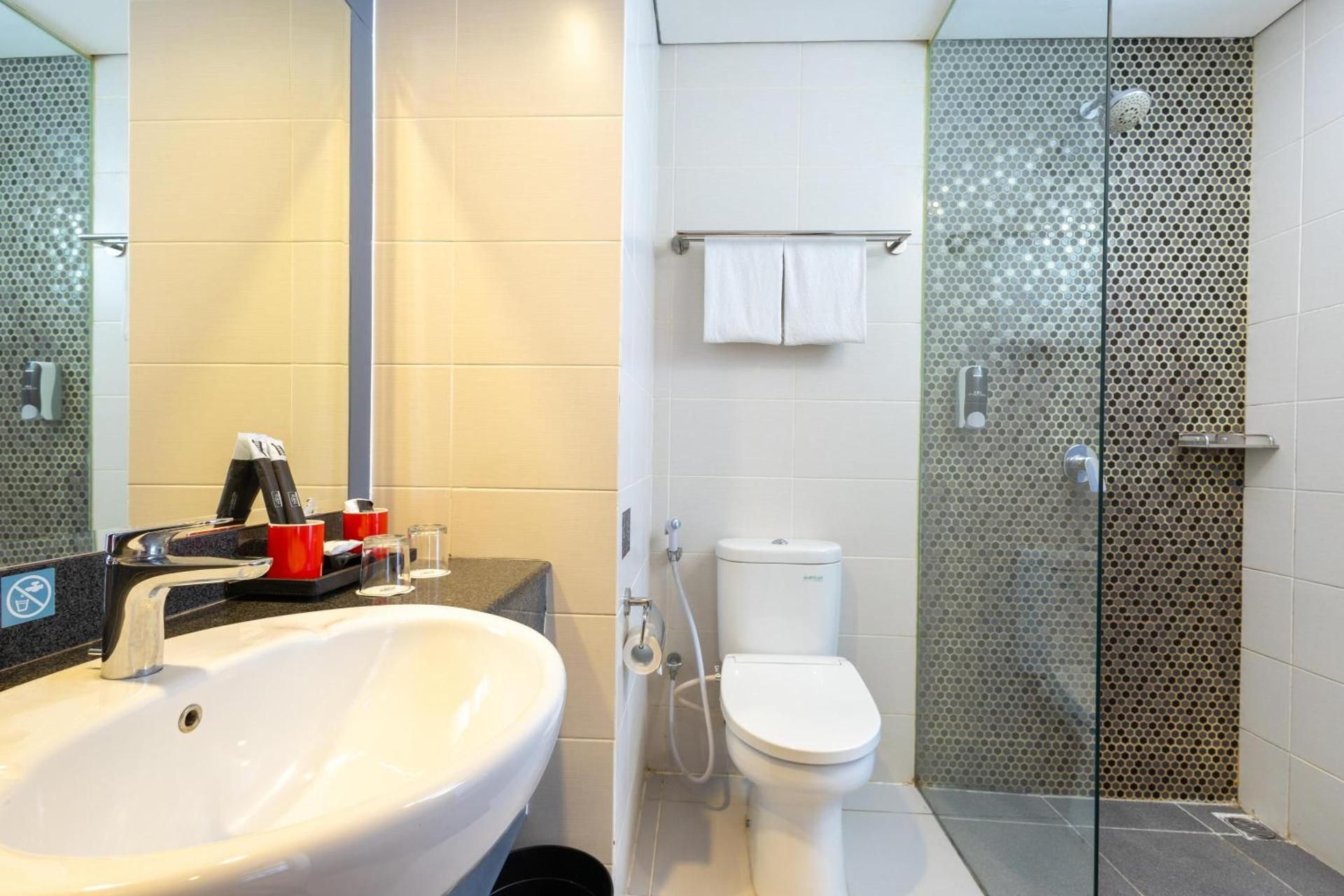 Hotel Neo Eltari - Kupang by ASTON Superior 3