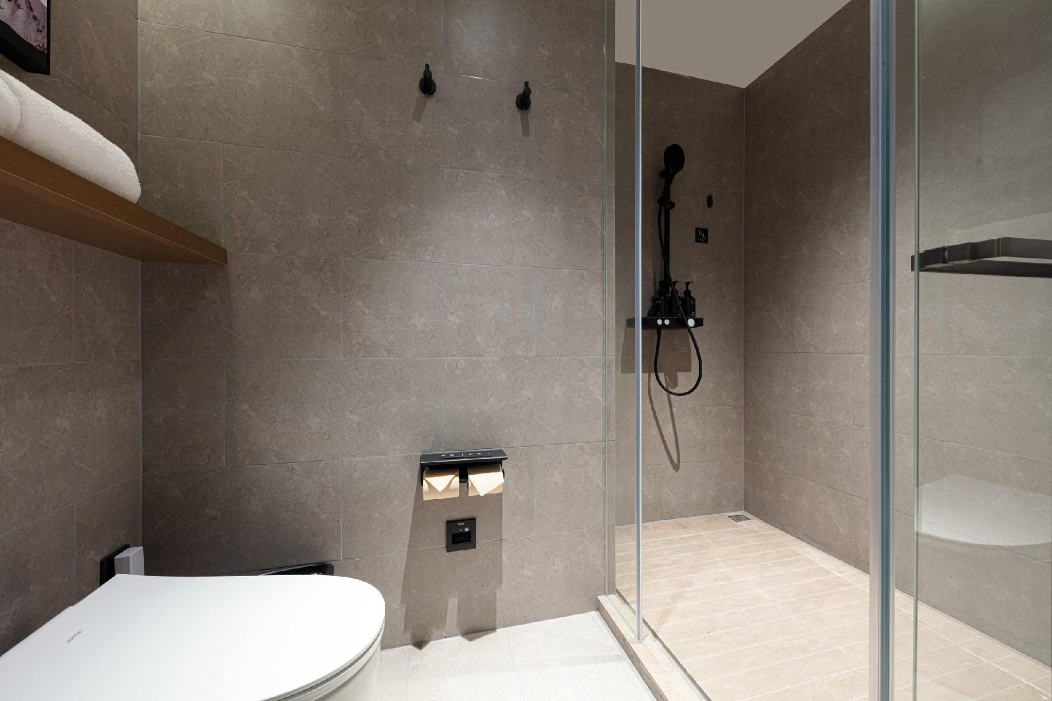 Executive room, Guest room, 1 Queen