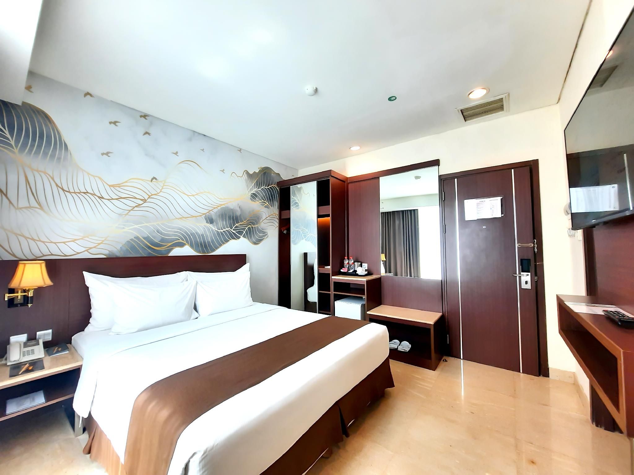 Plaza Inn Business Room 2